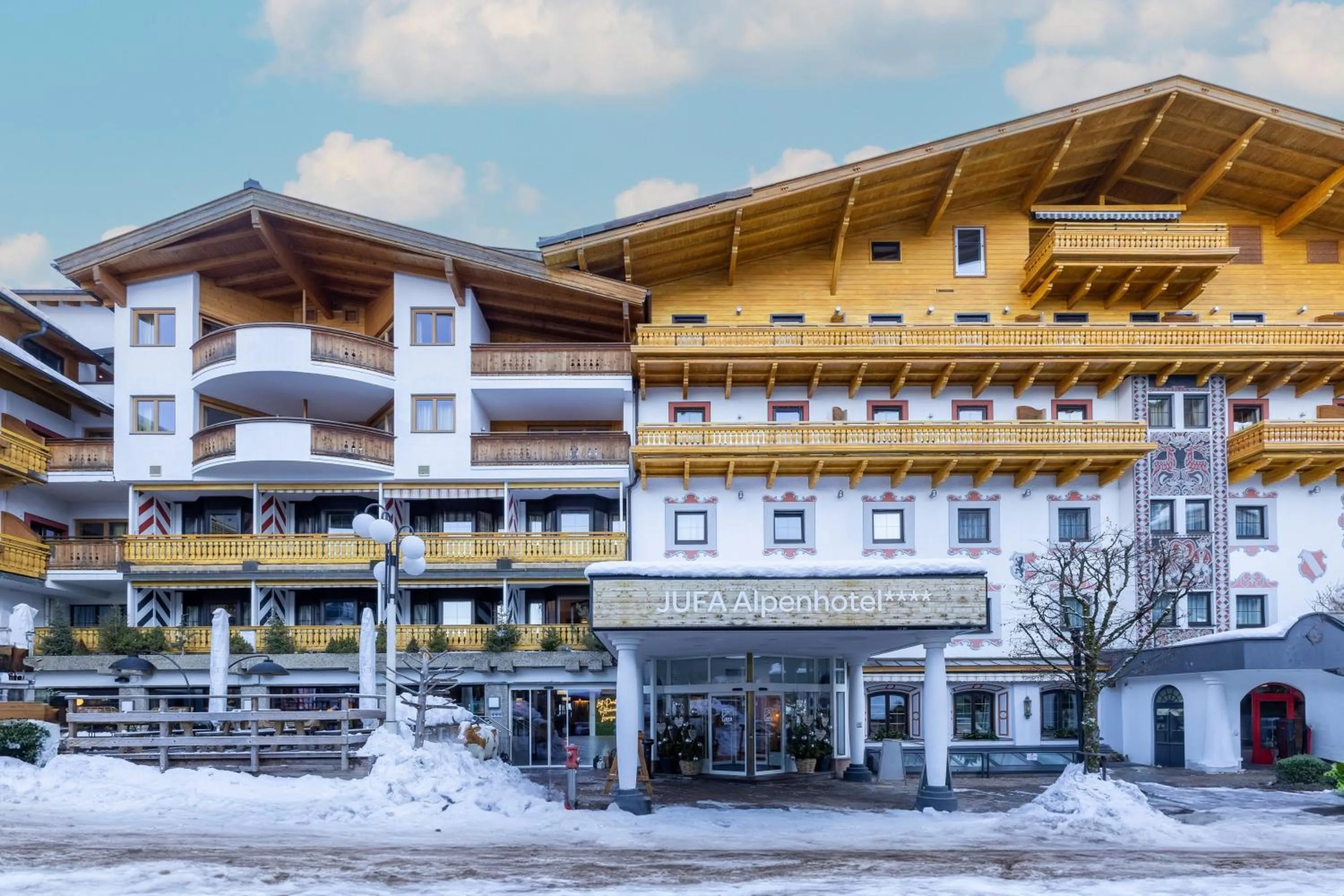 Property building in JUFA Alpenhotel Saalbach
