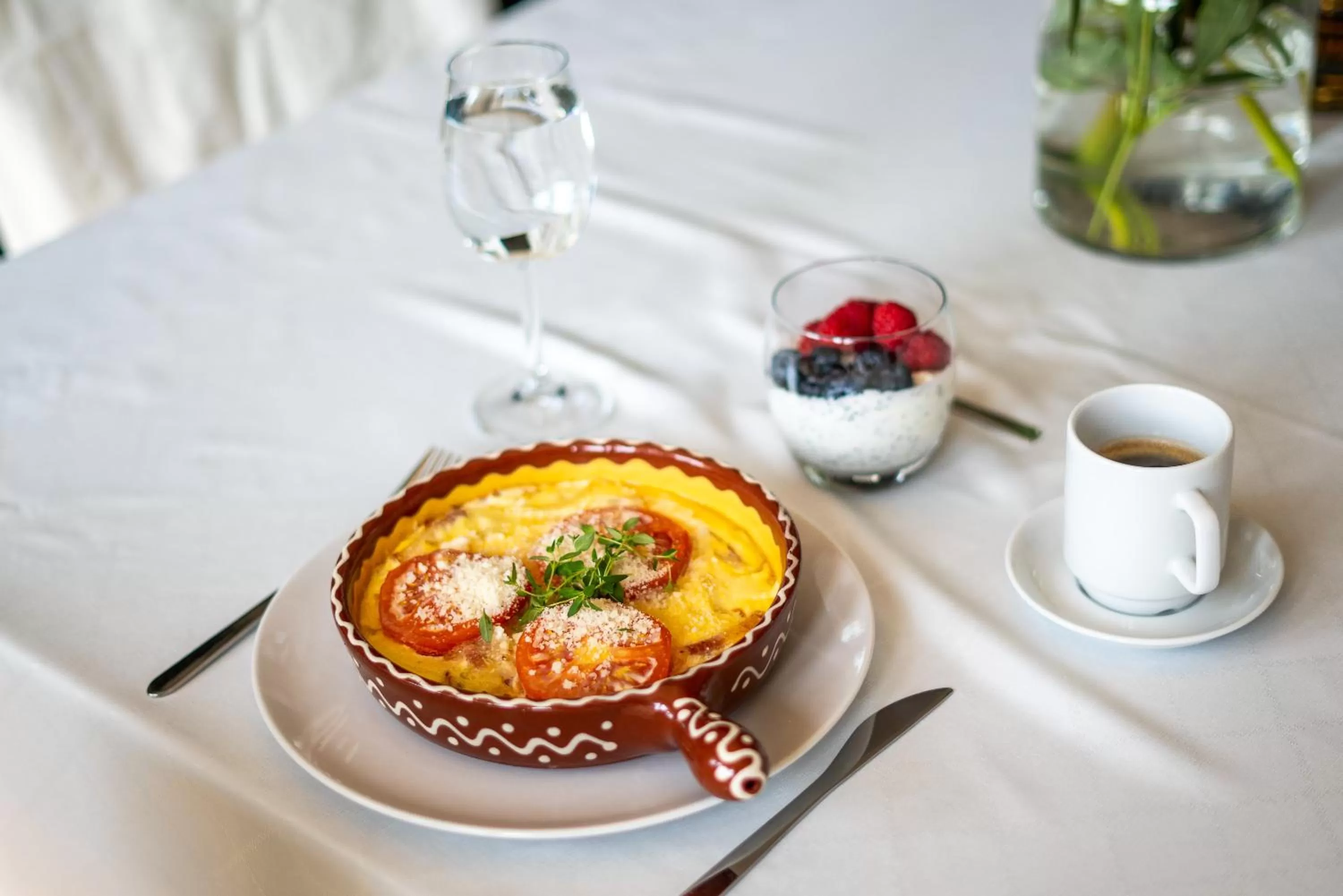 Breakfast in Willa Krakowska