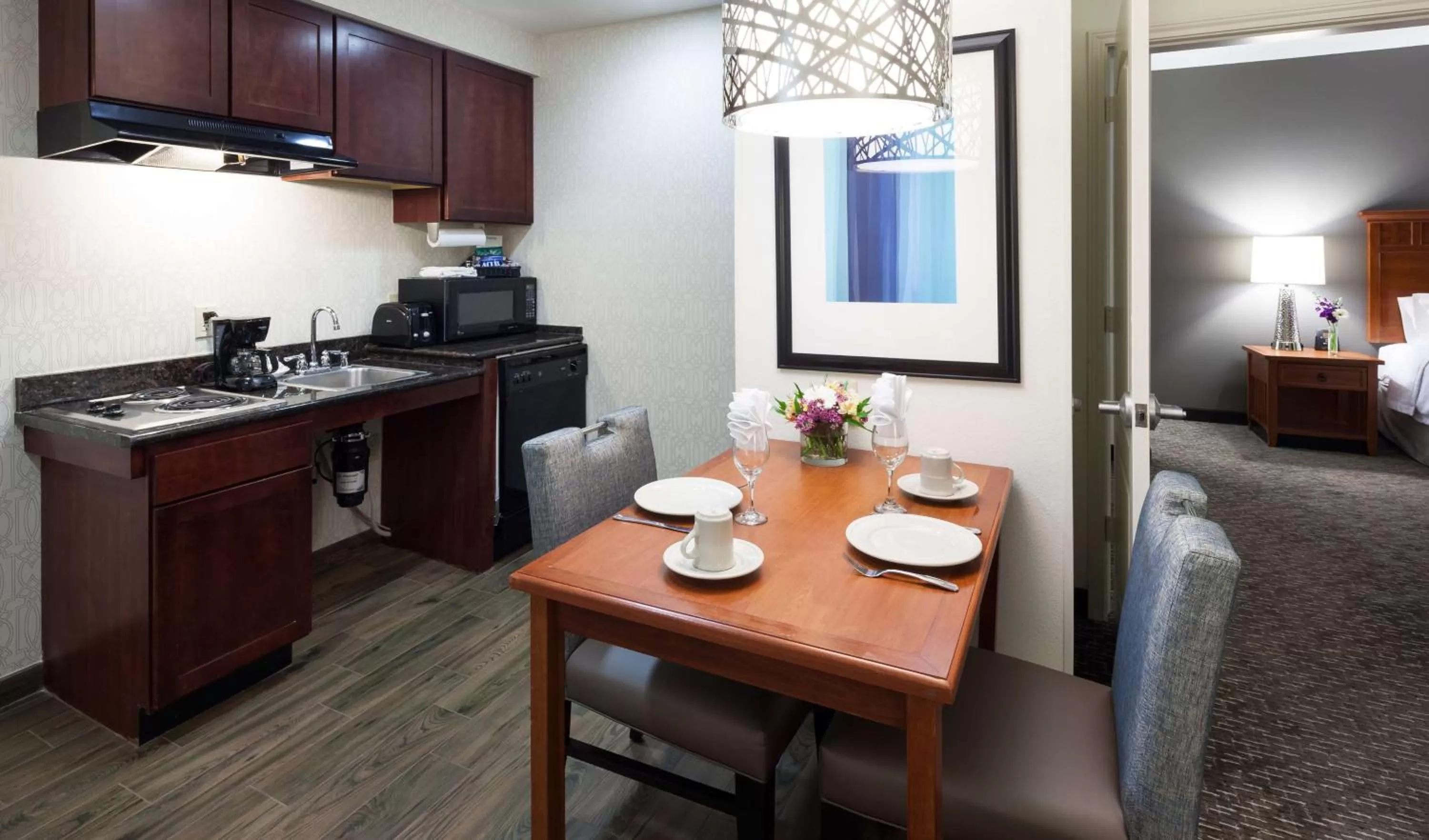 Kitchen or kitchenette in Homewood Suites by Hilton Agoura Hills