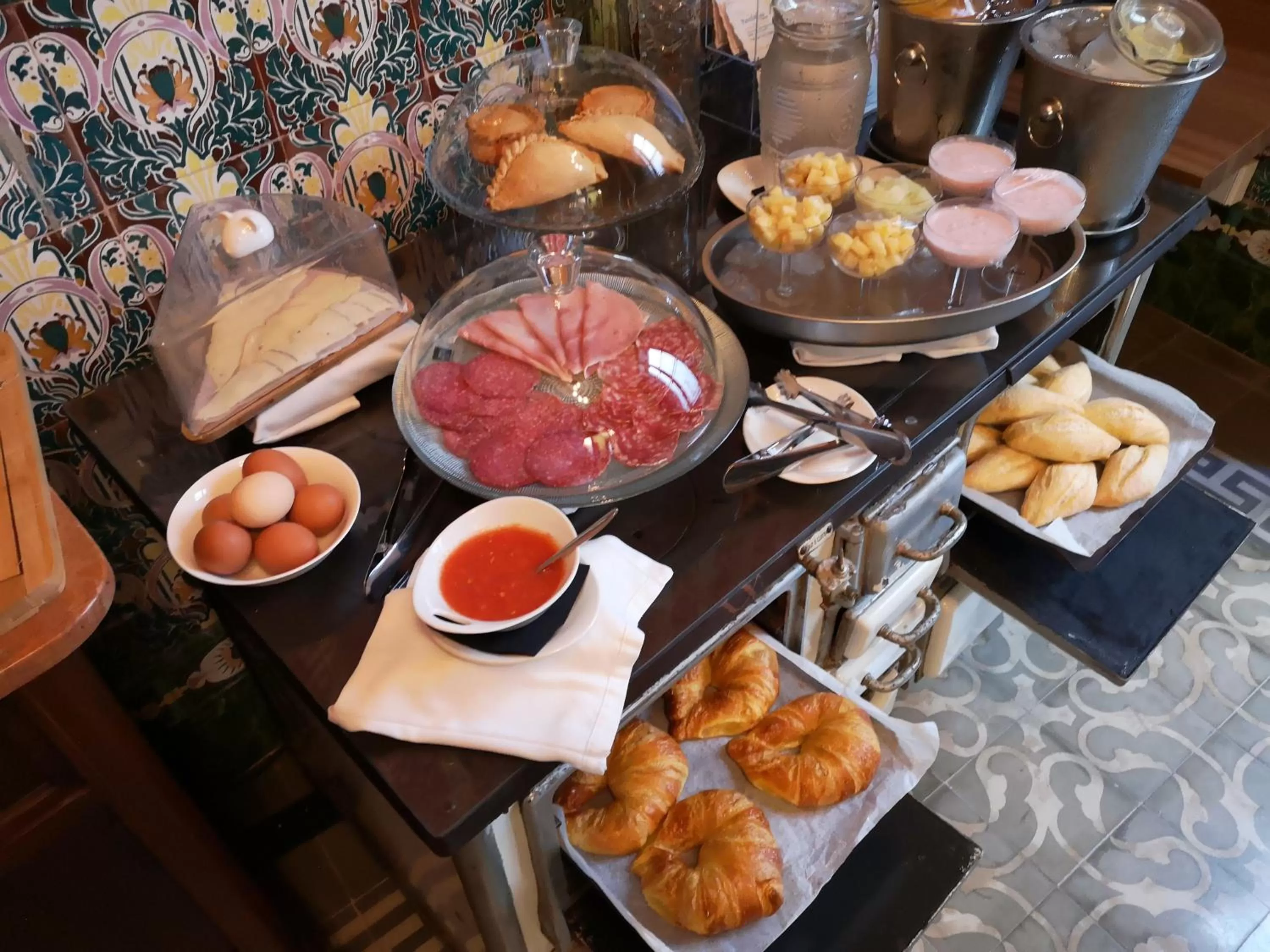 Buffet breakfast in Lluna Aqua Soller - Adults Recommended