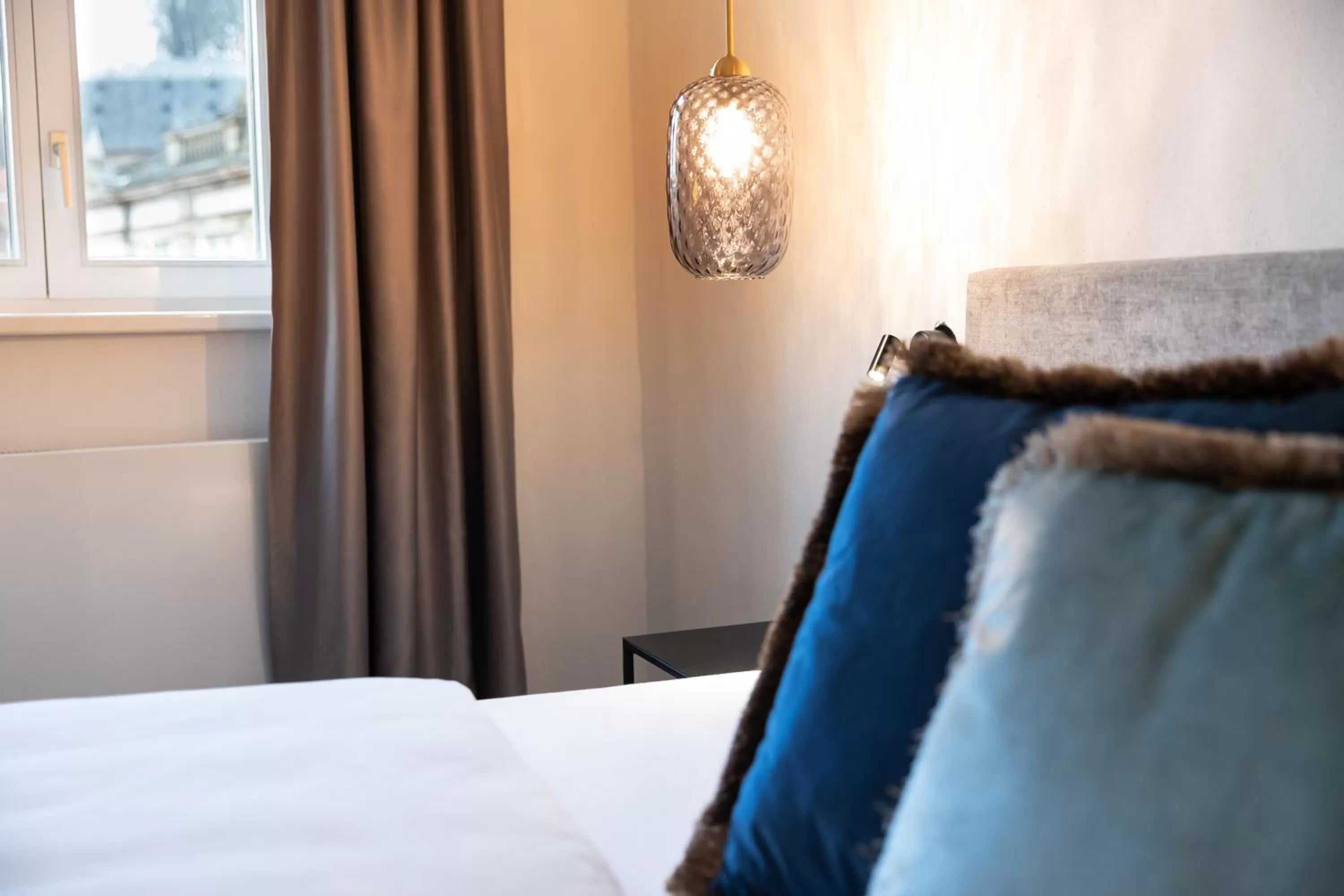 Photo of the whole room, Bed in Hotel Weißes Ross