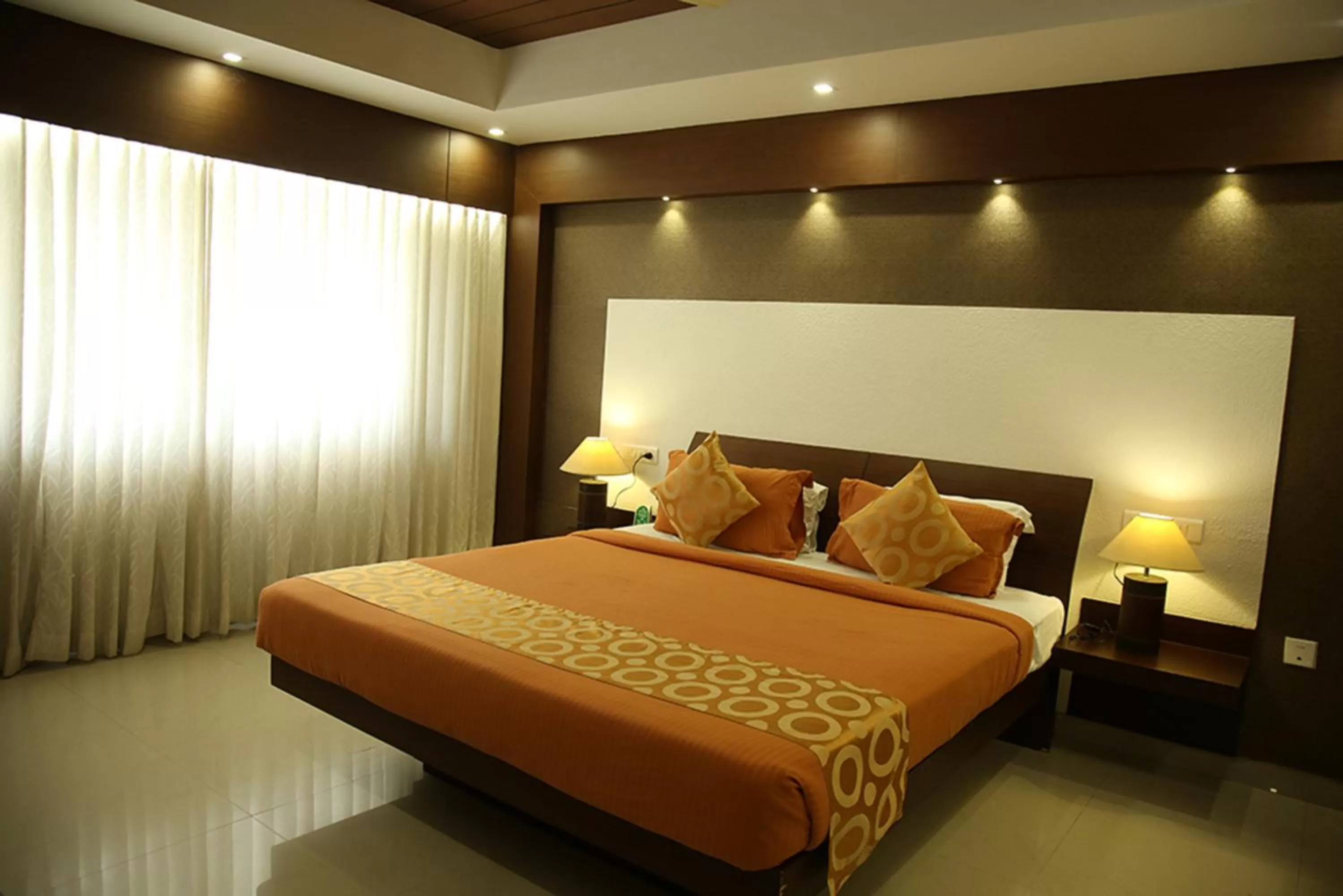 Bedroom in Royal Omars