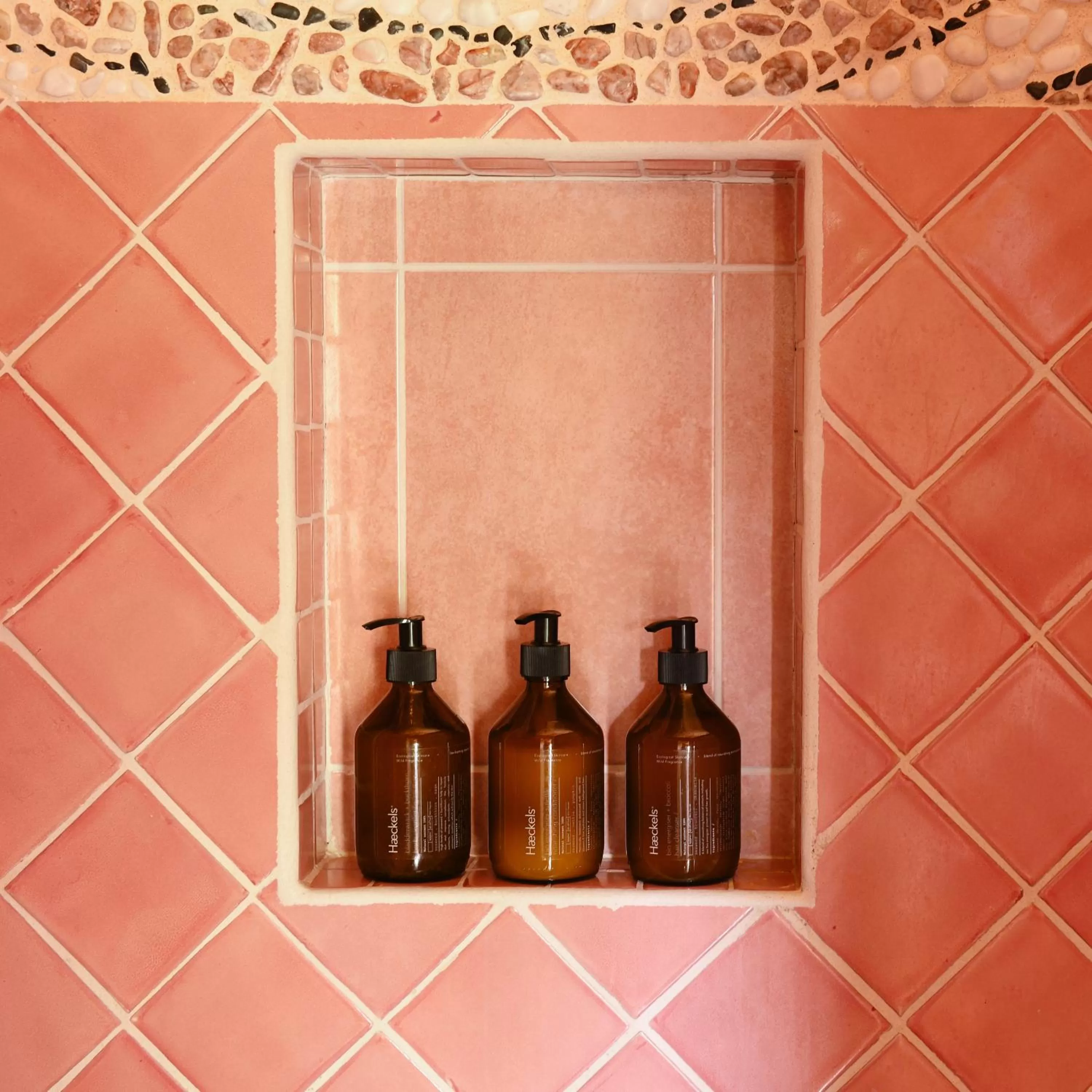 Shower in Gaia Riverlodge