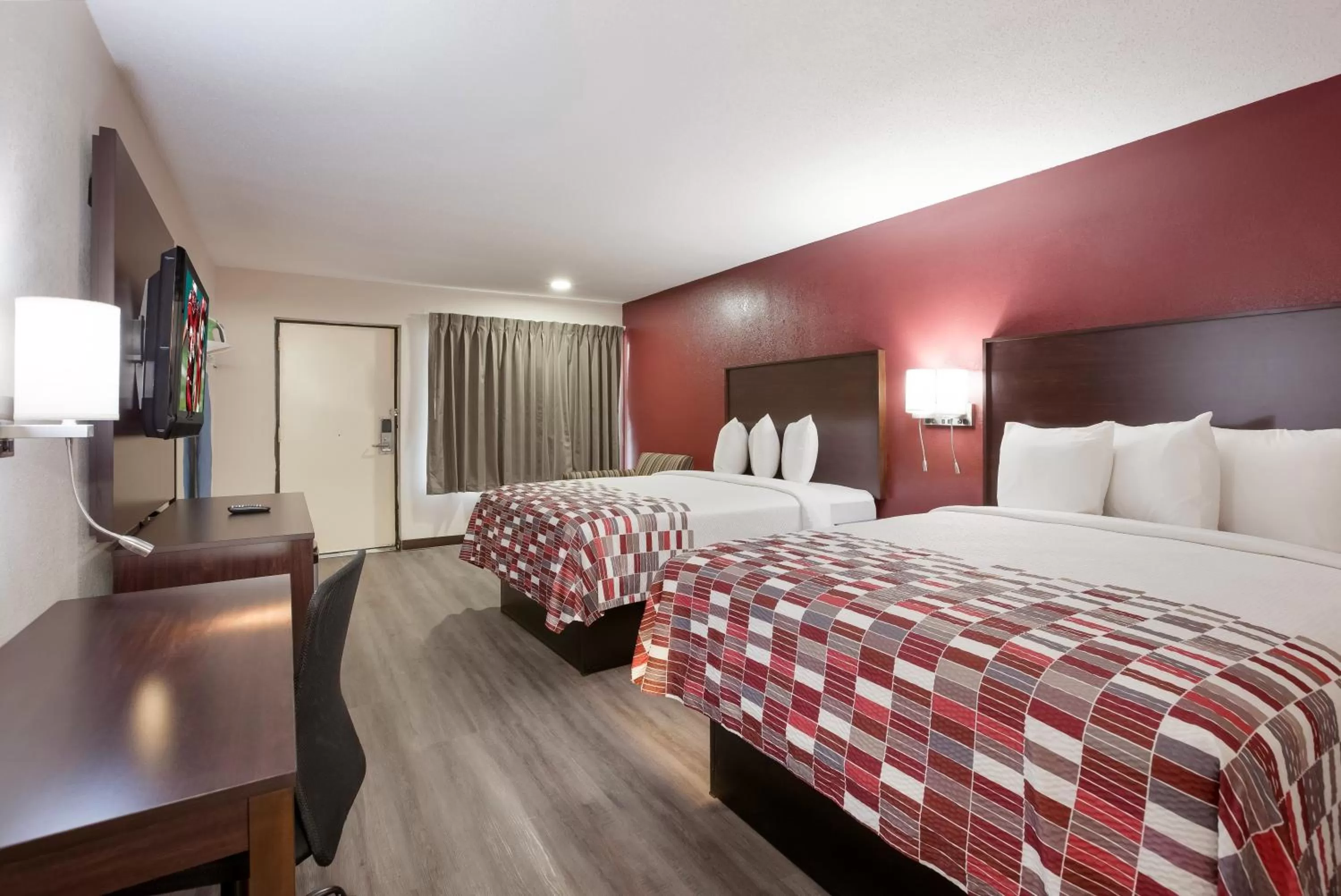 Photo of the whole room in Red Roof Inn Dillon, SC