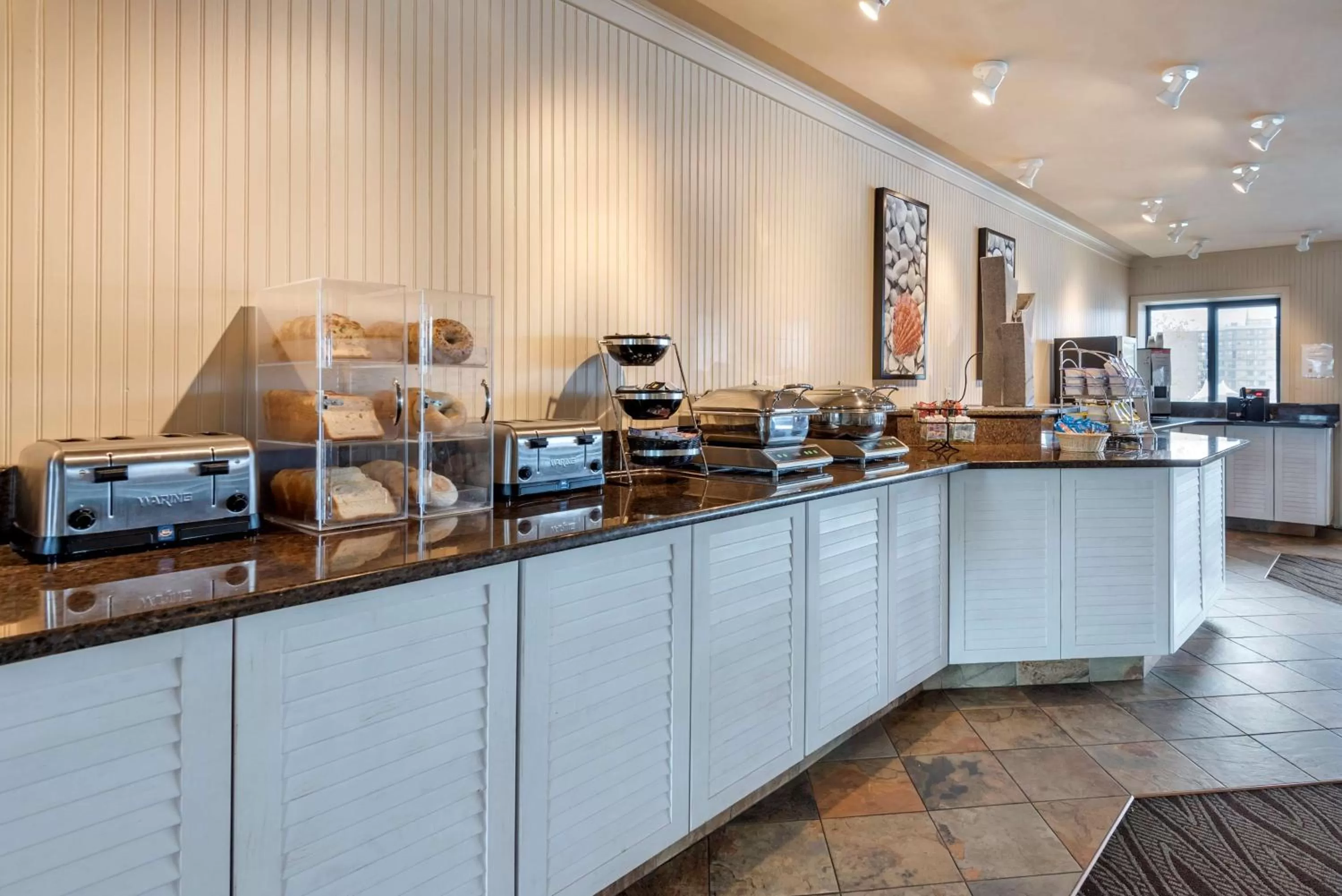 Breakfast in Best Western Plus Oswego Hotel and Conference Center