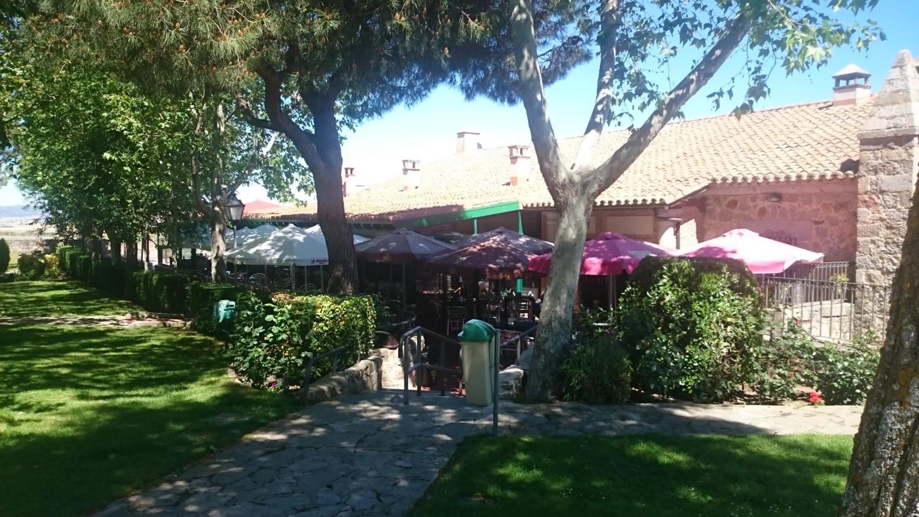 Day in Hotel Restaurante Sonsoles