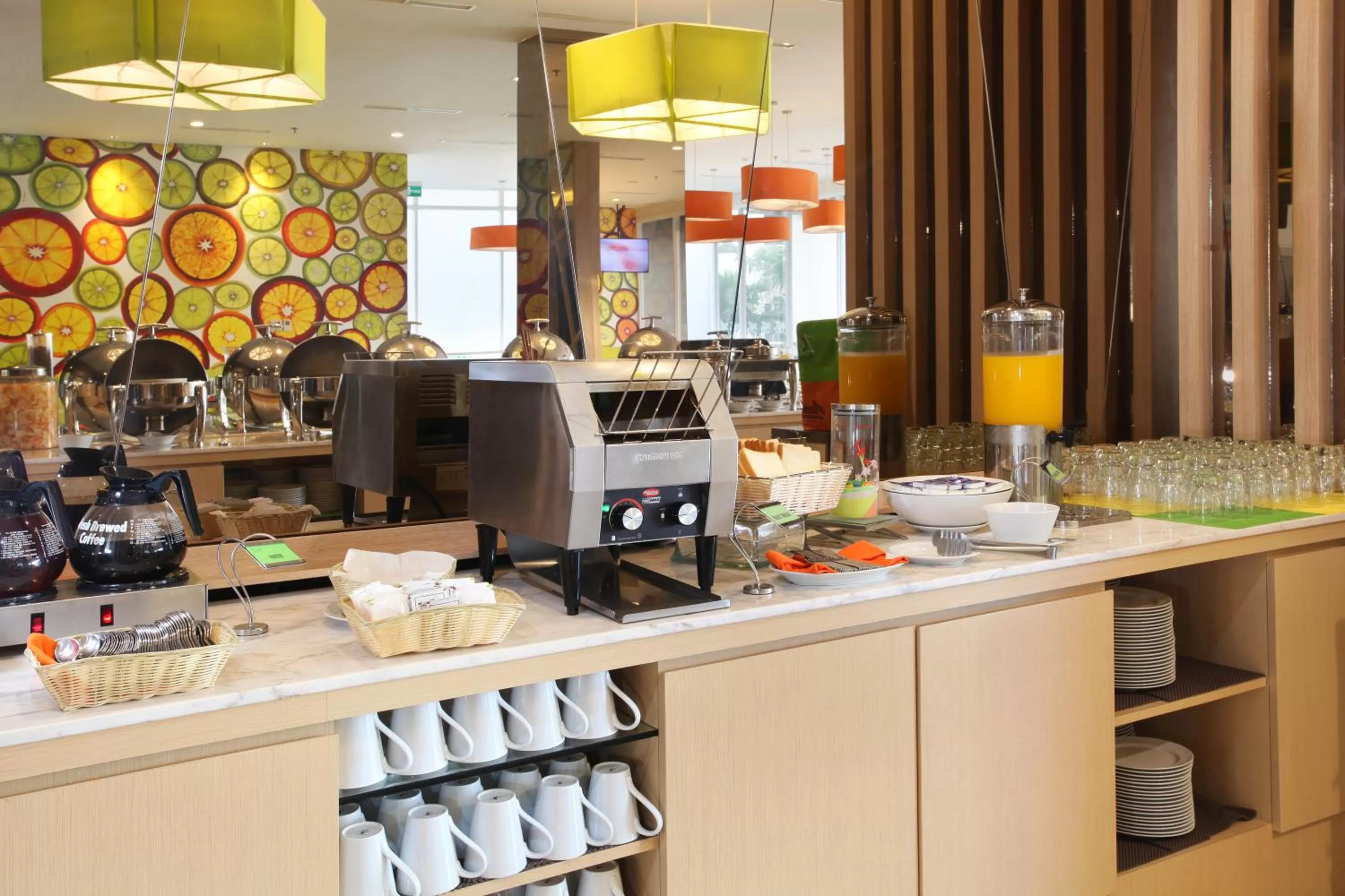 Restaurant/places to eat in Zest Sukajadi Bandung by Swiss-Belhotel International