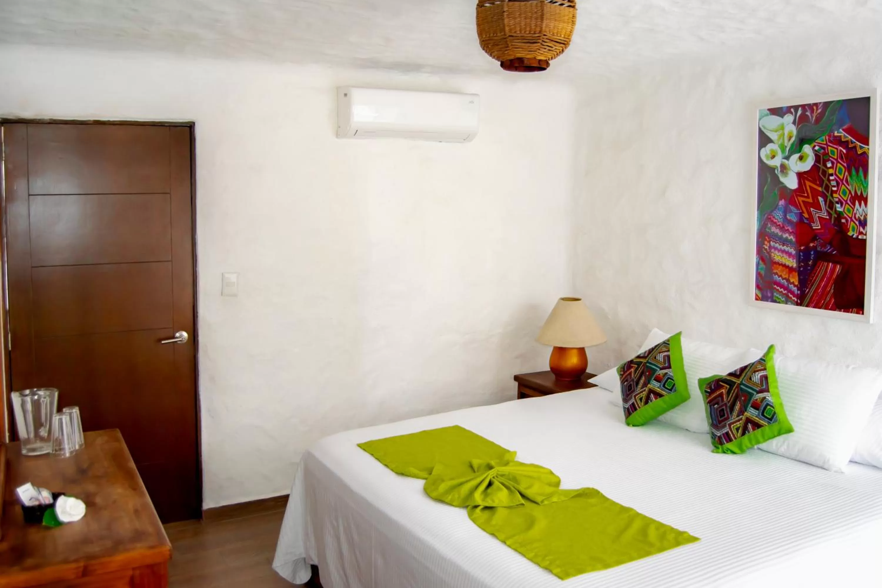 Bed in Petit Hotel Pilitas