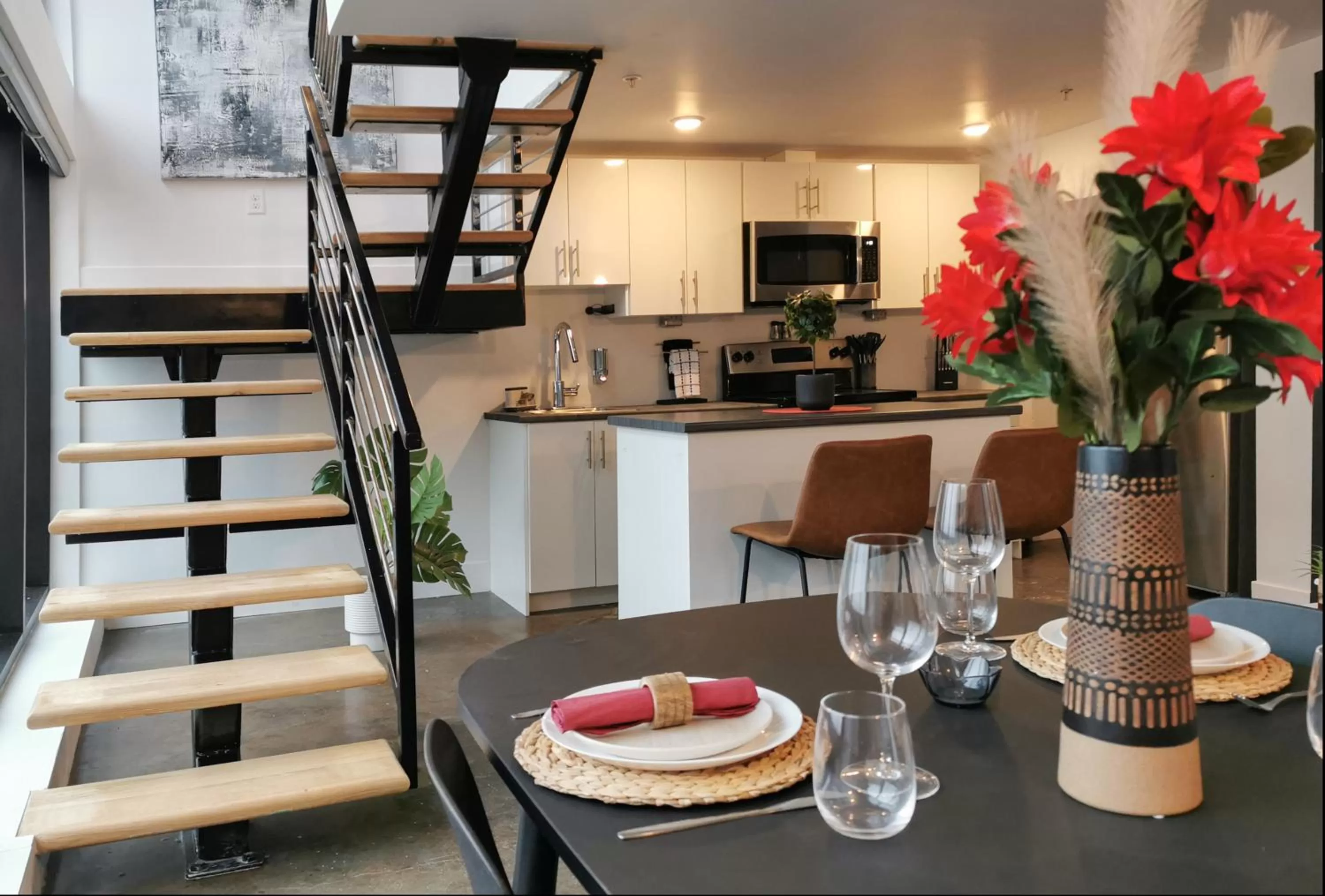 Cameo Hotel and Suites