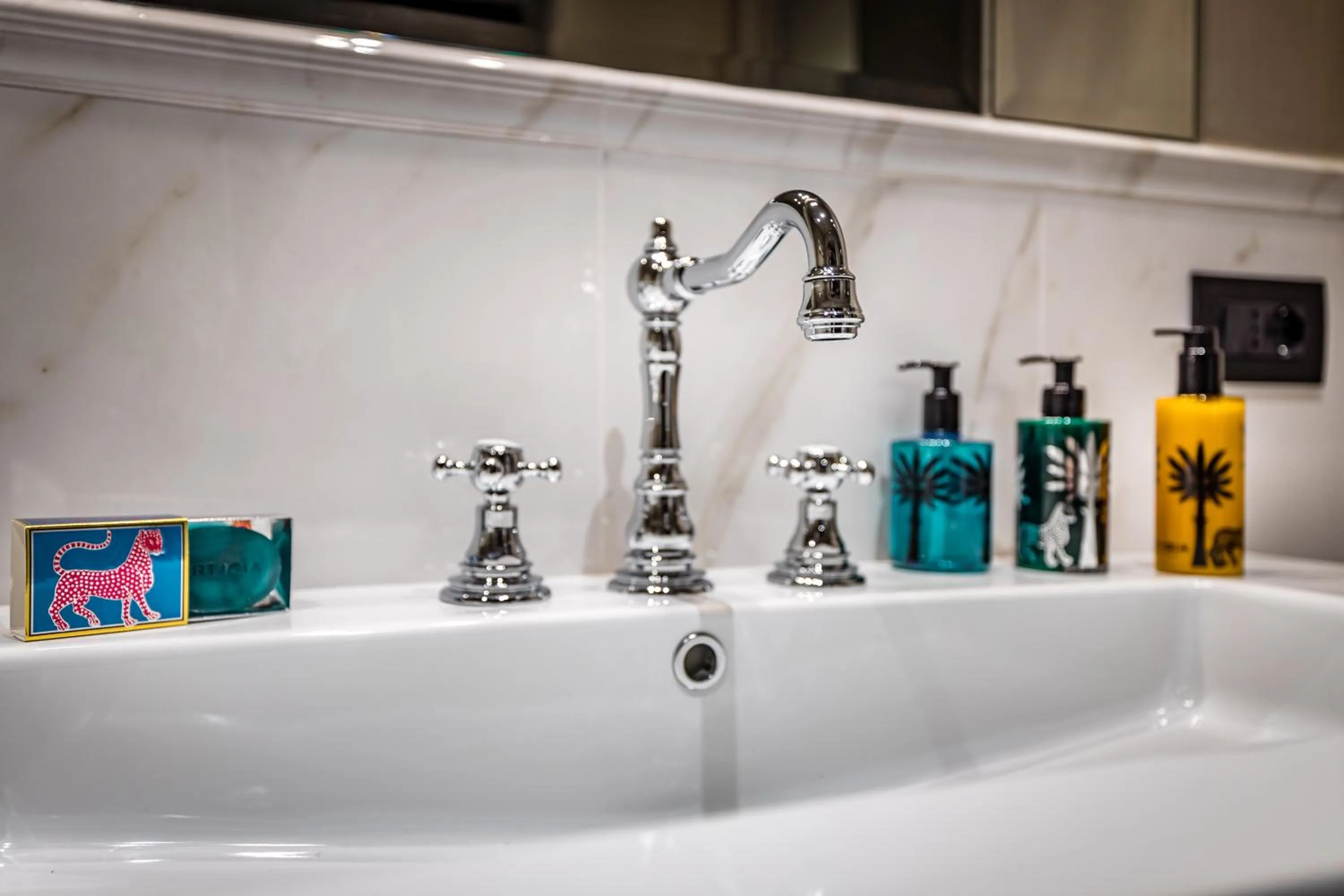 Decorative detail in Palazzo Bianca Cappello Residenza d'Epoca