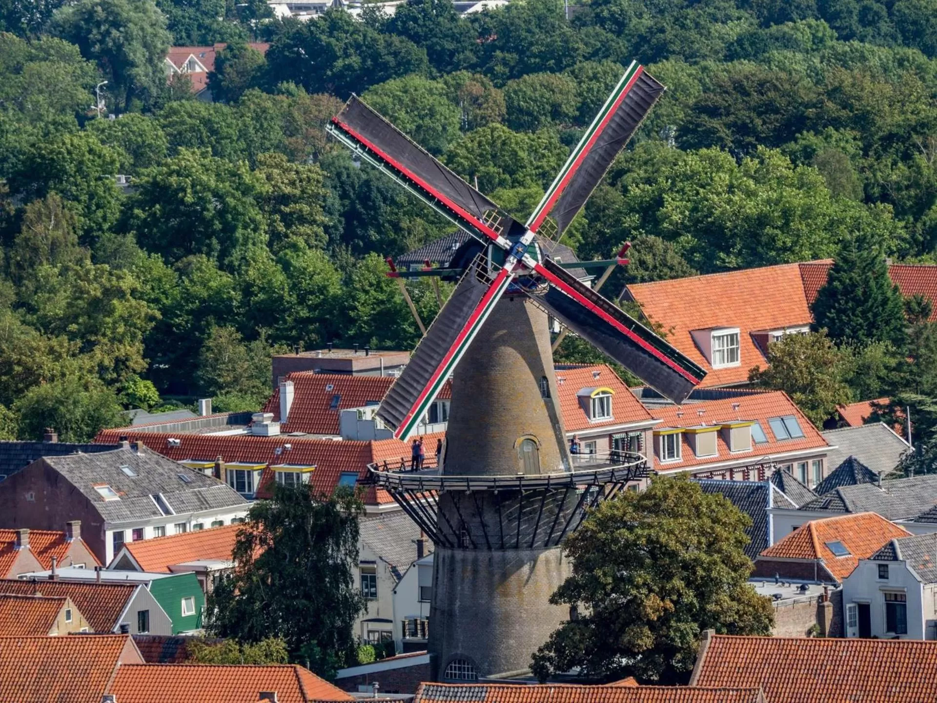 Neighbourhood in Hotel van Oppen