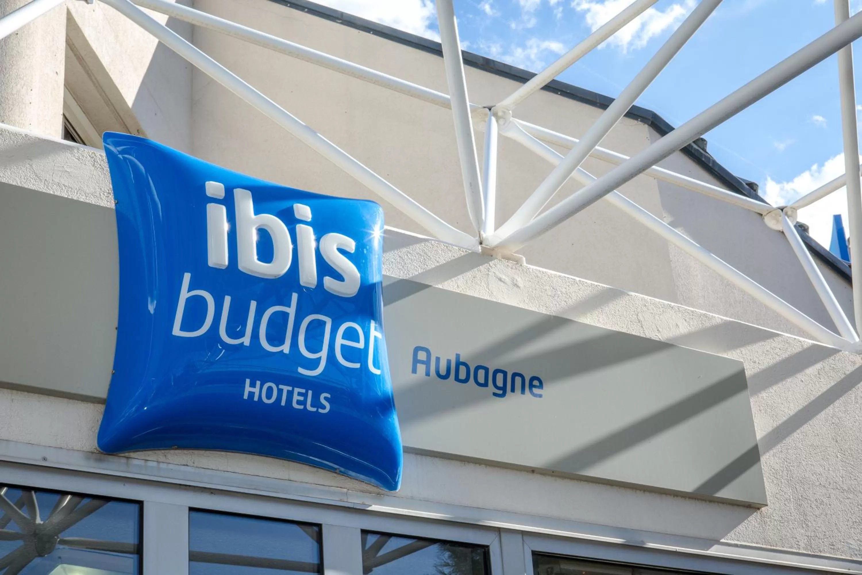 Property logo or sign in ibis budget Aubagne Paluds Agora