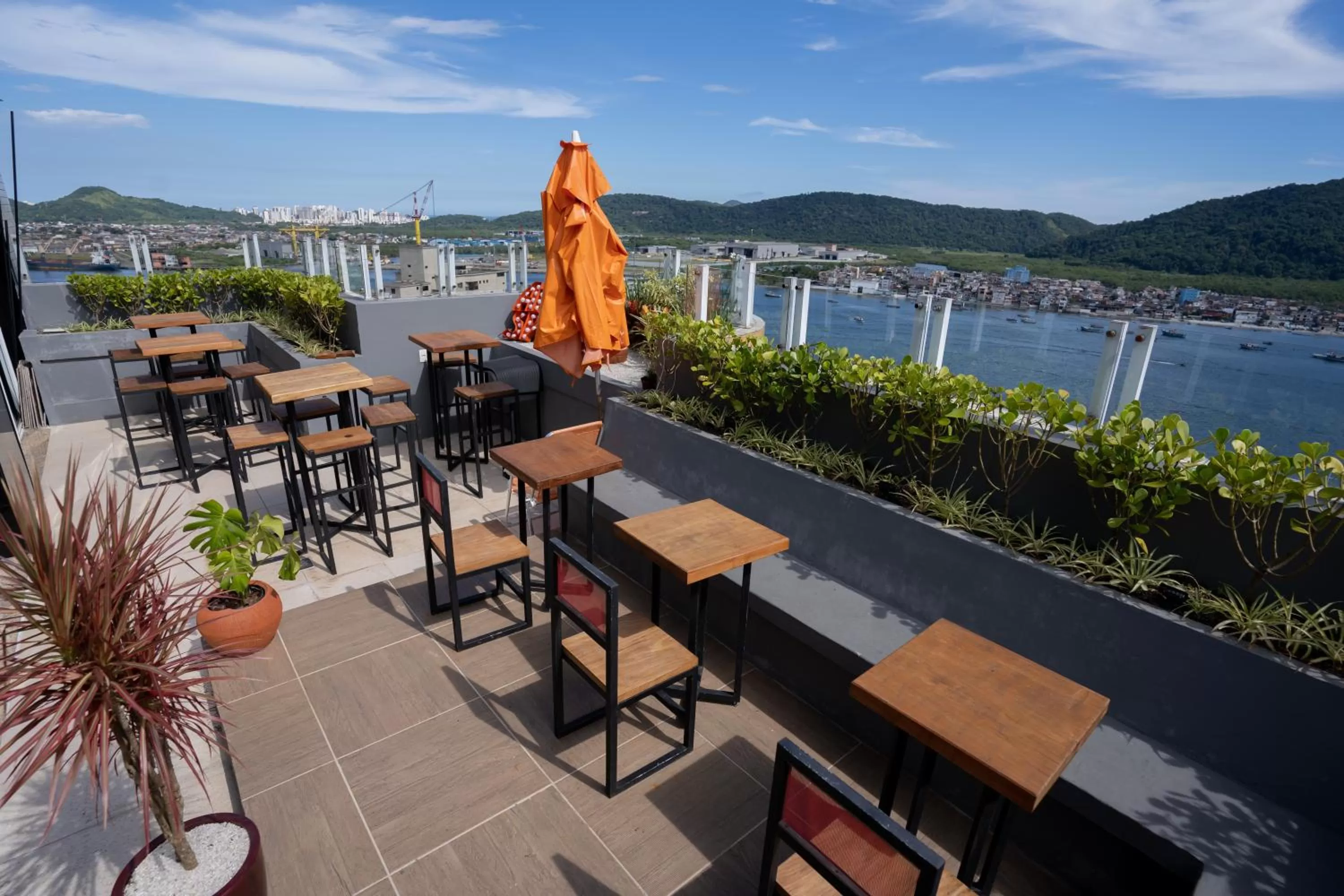 View (from property/room) in Comfort Hotel Santos