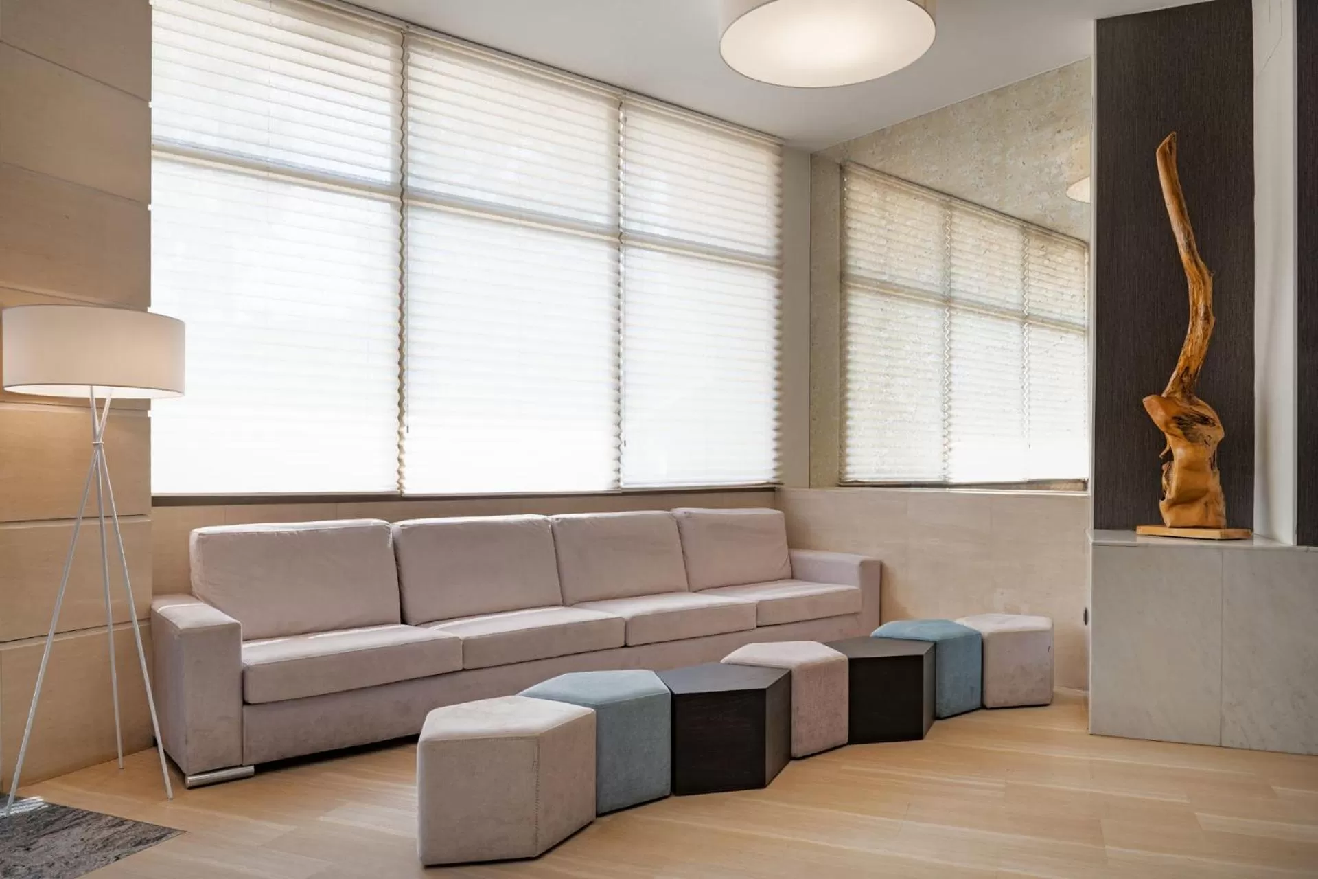 Lobby or reception in Hotel Parque Real