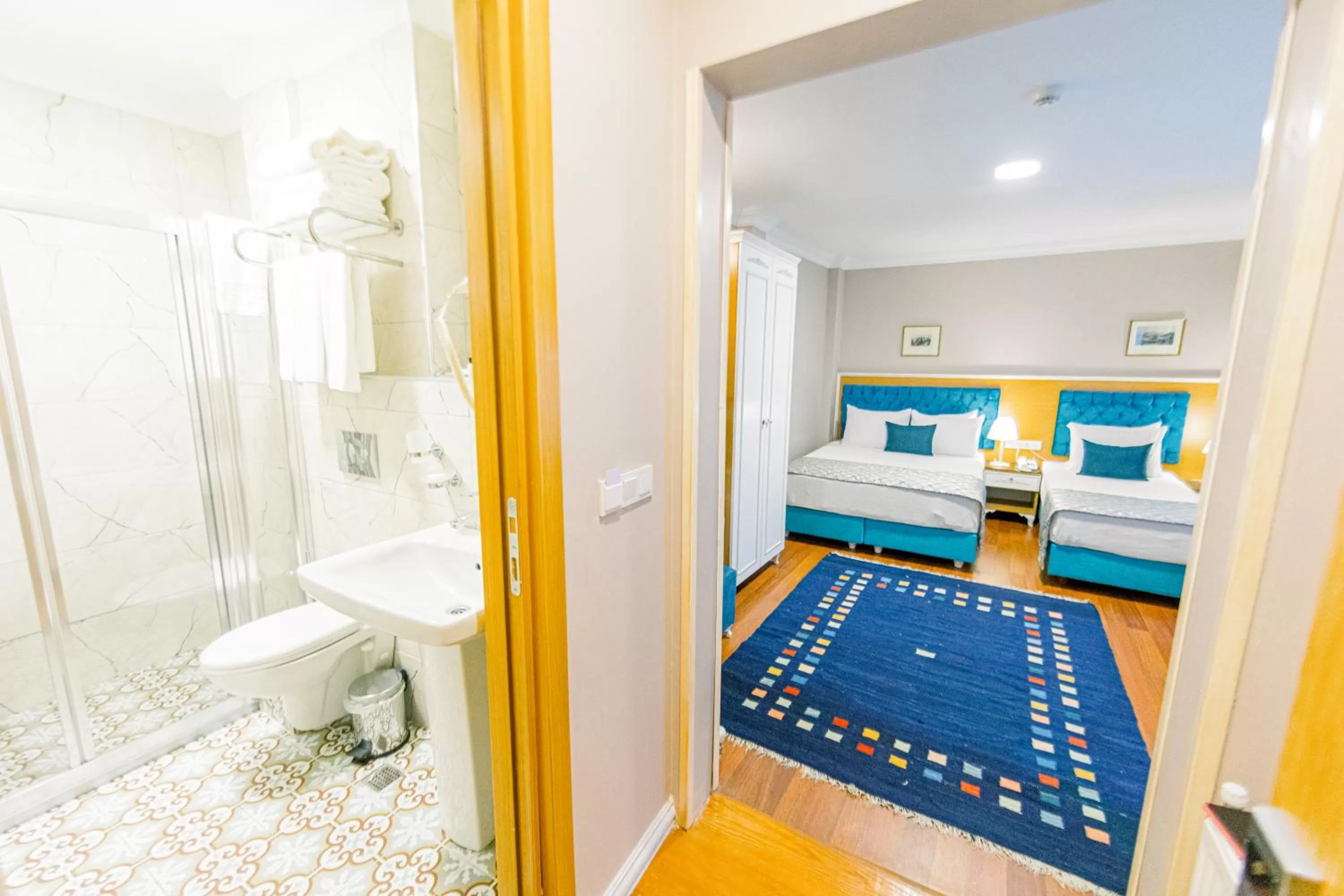 Massage, Bed in Acacia Mansion Hotel