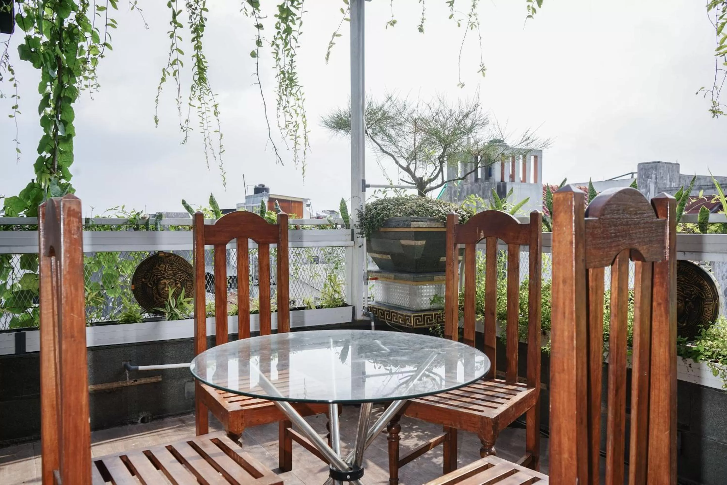 Restaurant/places to eat in Hotel O Rafitha Homestay