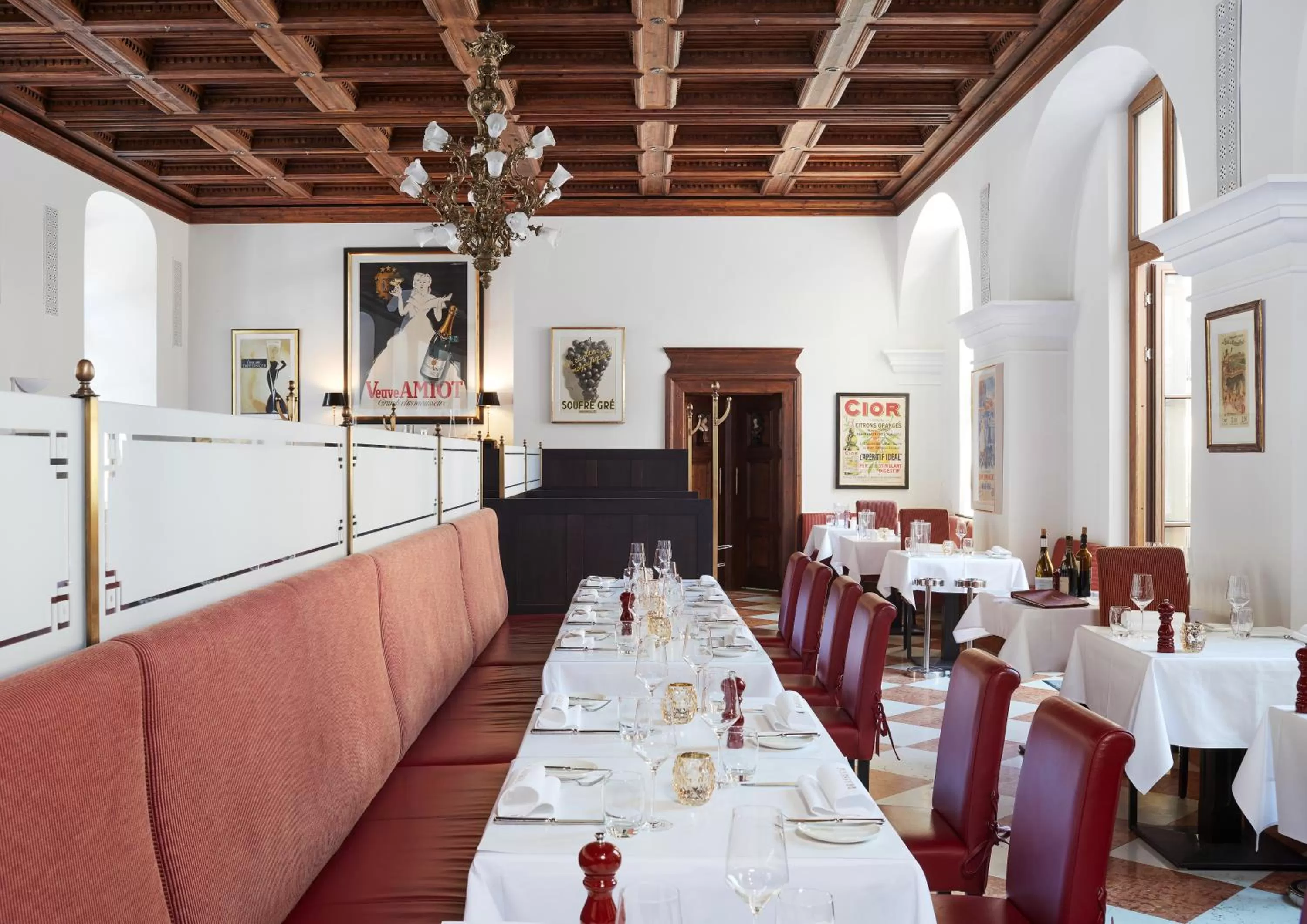 Restaurant/places to eat in Living Hotel De Medici