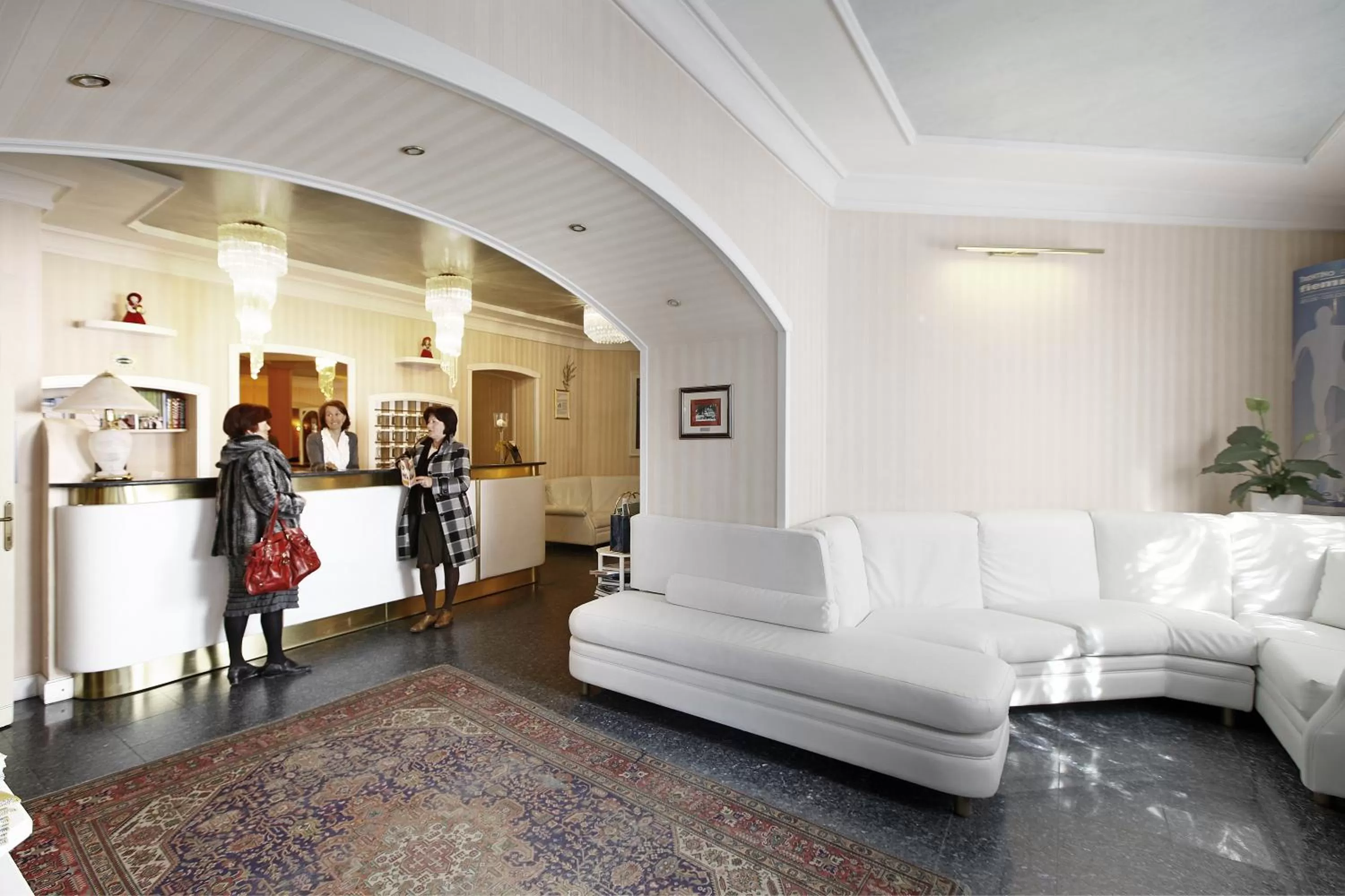 Lobby or reception in Hotel Touring