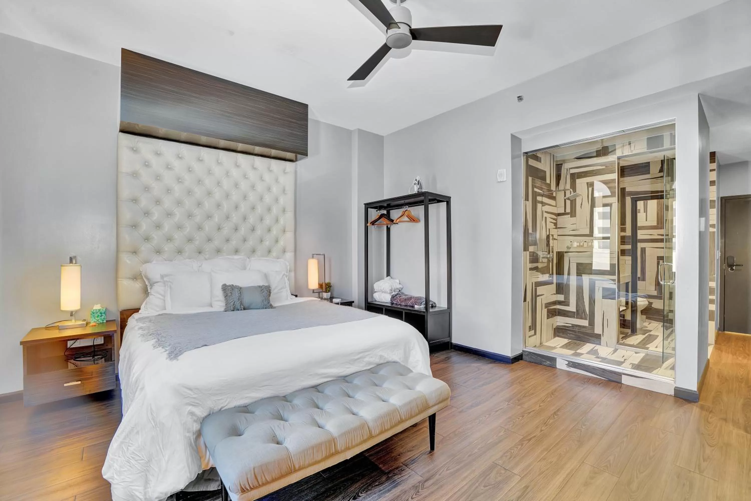 Photo of the whole room, Bed in Good Hotels Downtown Denver