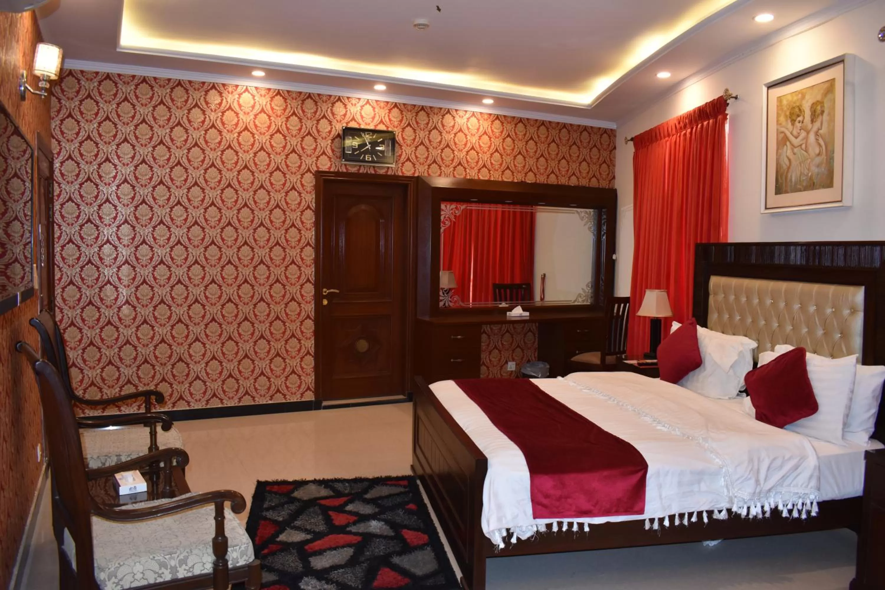Queen Room in Hotel de Raj Sialkot