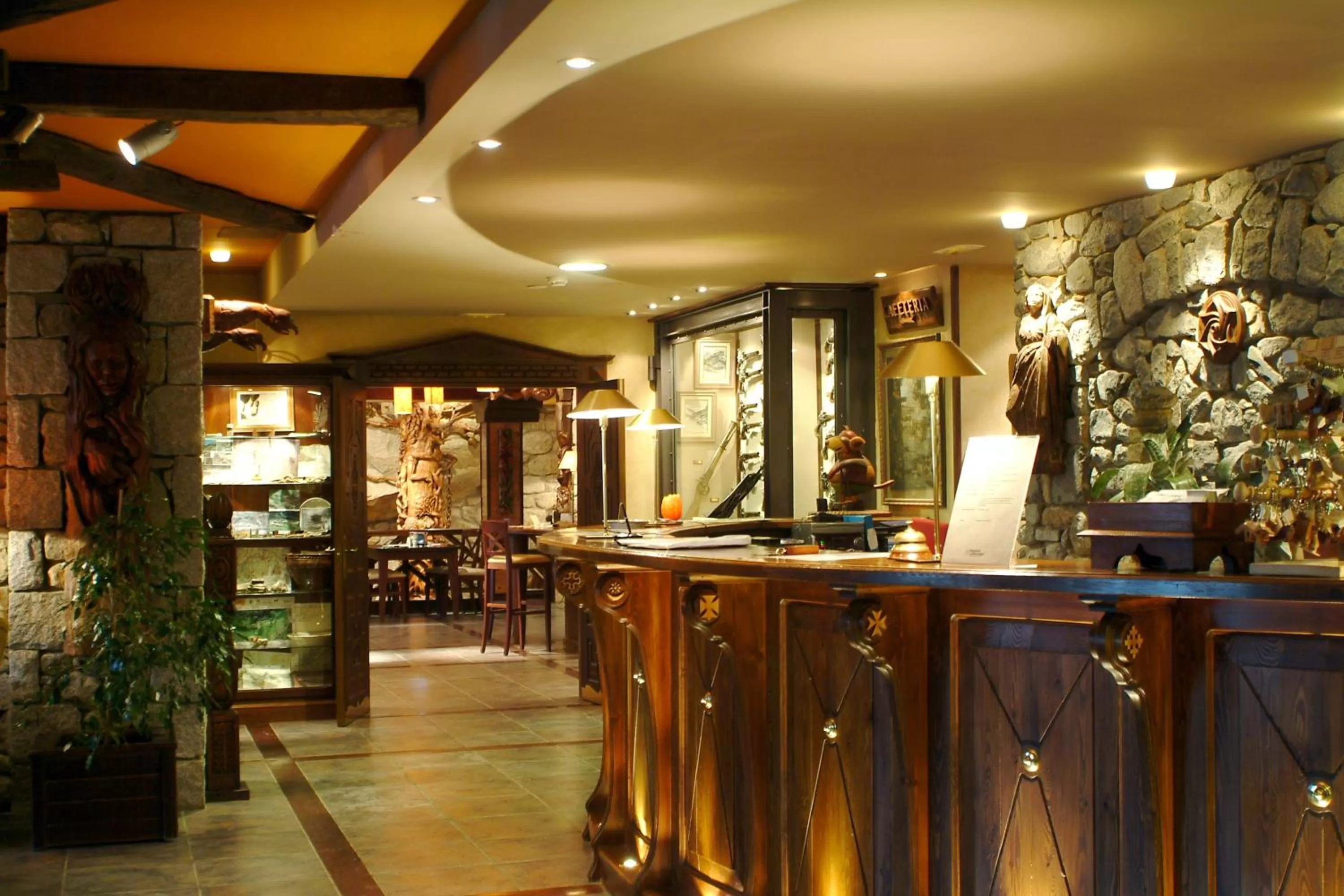 Lobby or reception in Hotel Hospital de Benasque