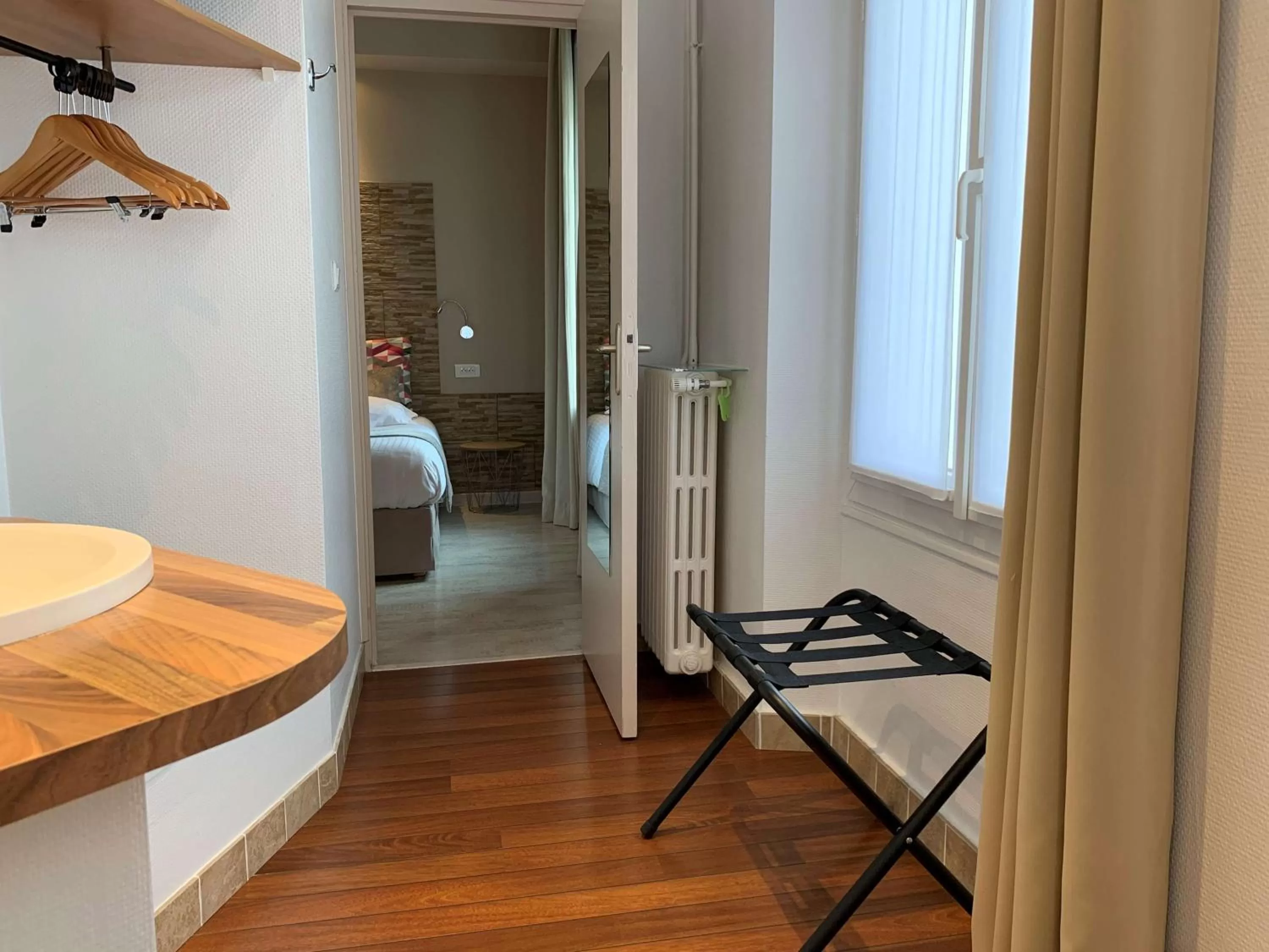 Photo of the whole room, Bed in Best Western Hôtel Des Voyageurs