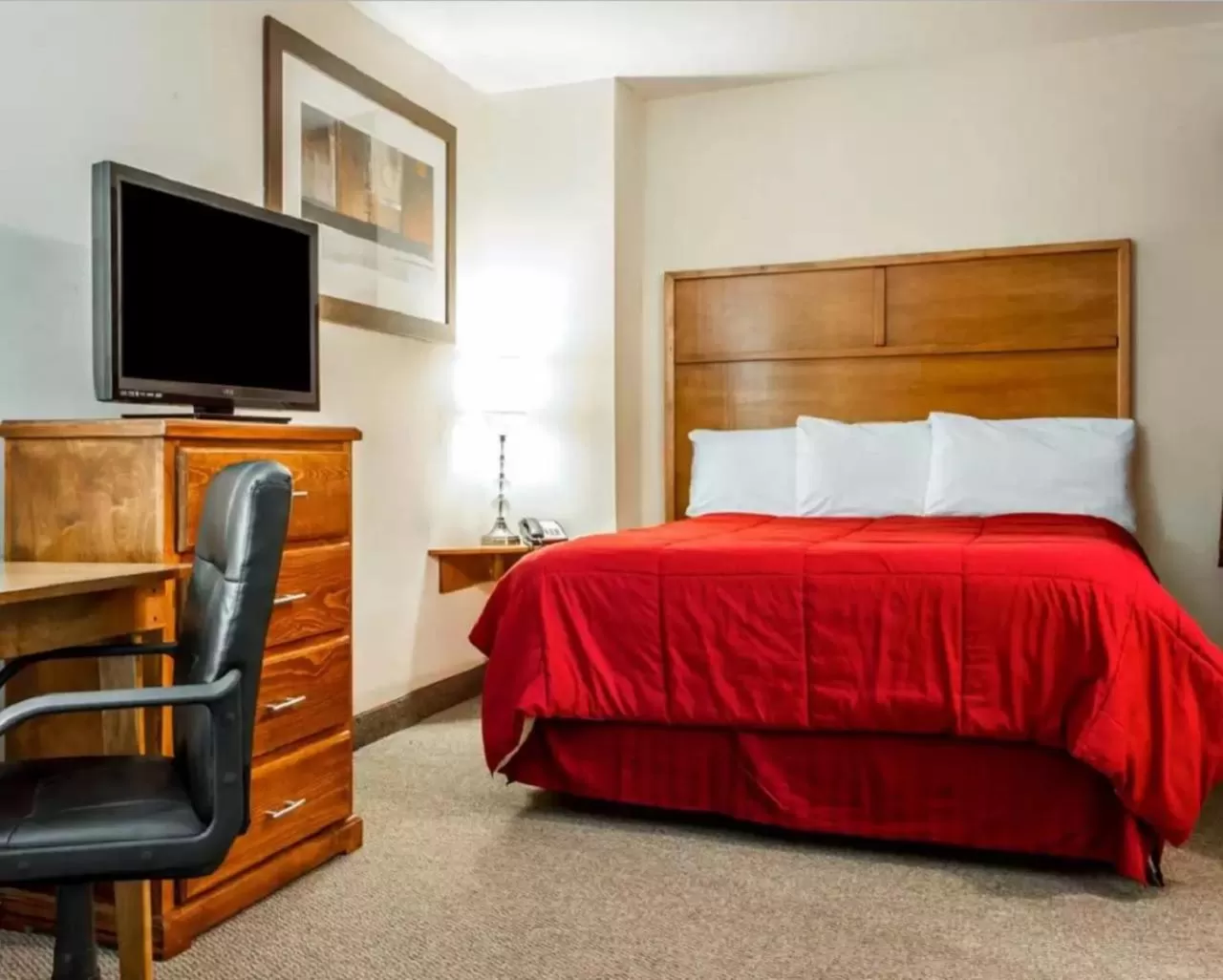 Queen Room - Non-Smoking in Sea Drift Inn