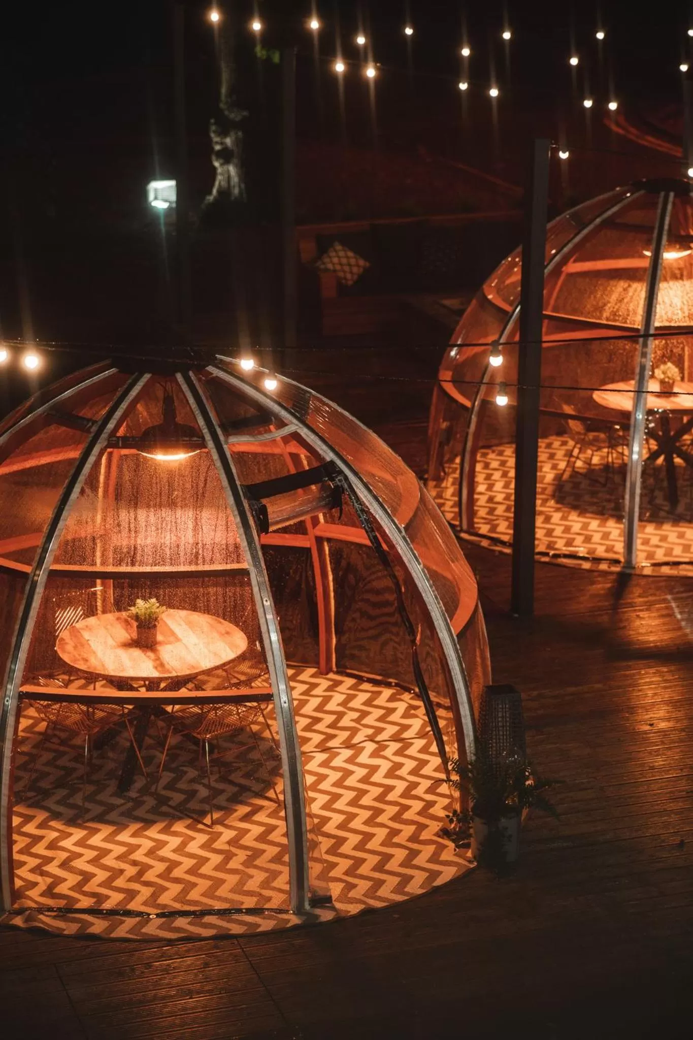 Restaurant/places to eat in The Venue Serviced Apartments