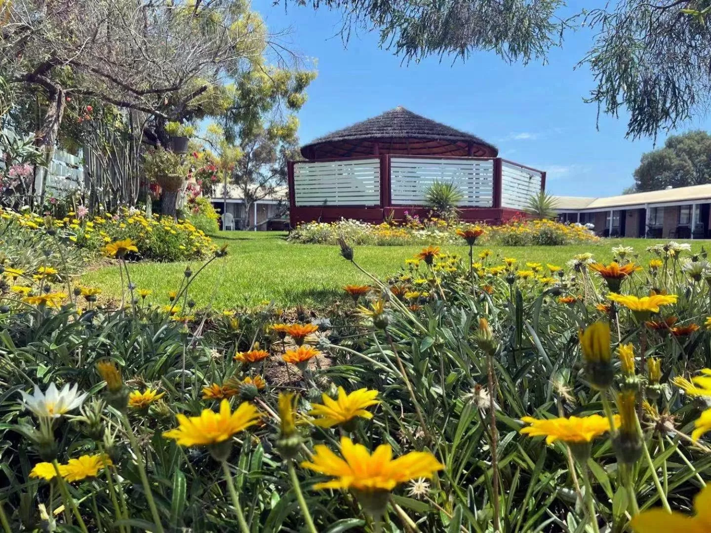 Garden in Mandalay Motel