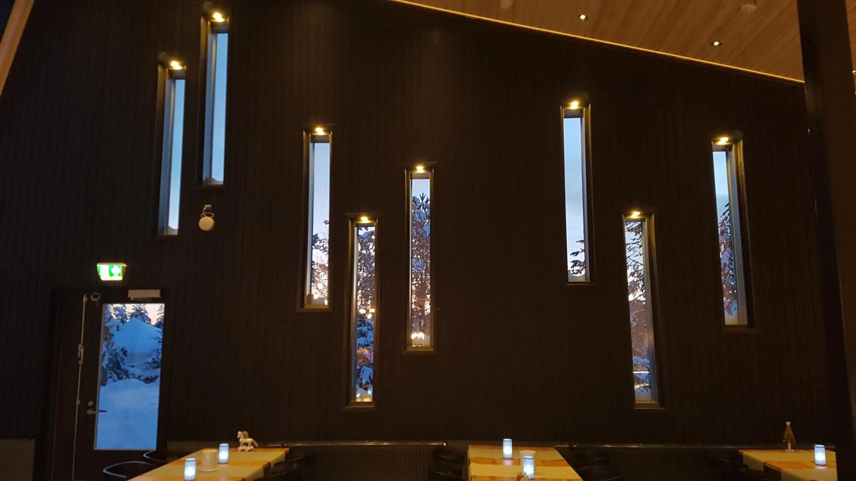 Restaurant/places to eat in Santa's Igloos Arctic Circle