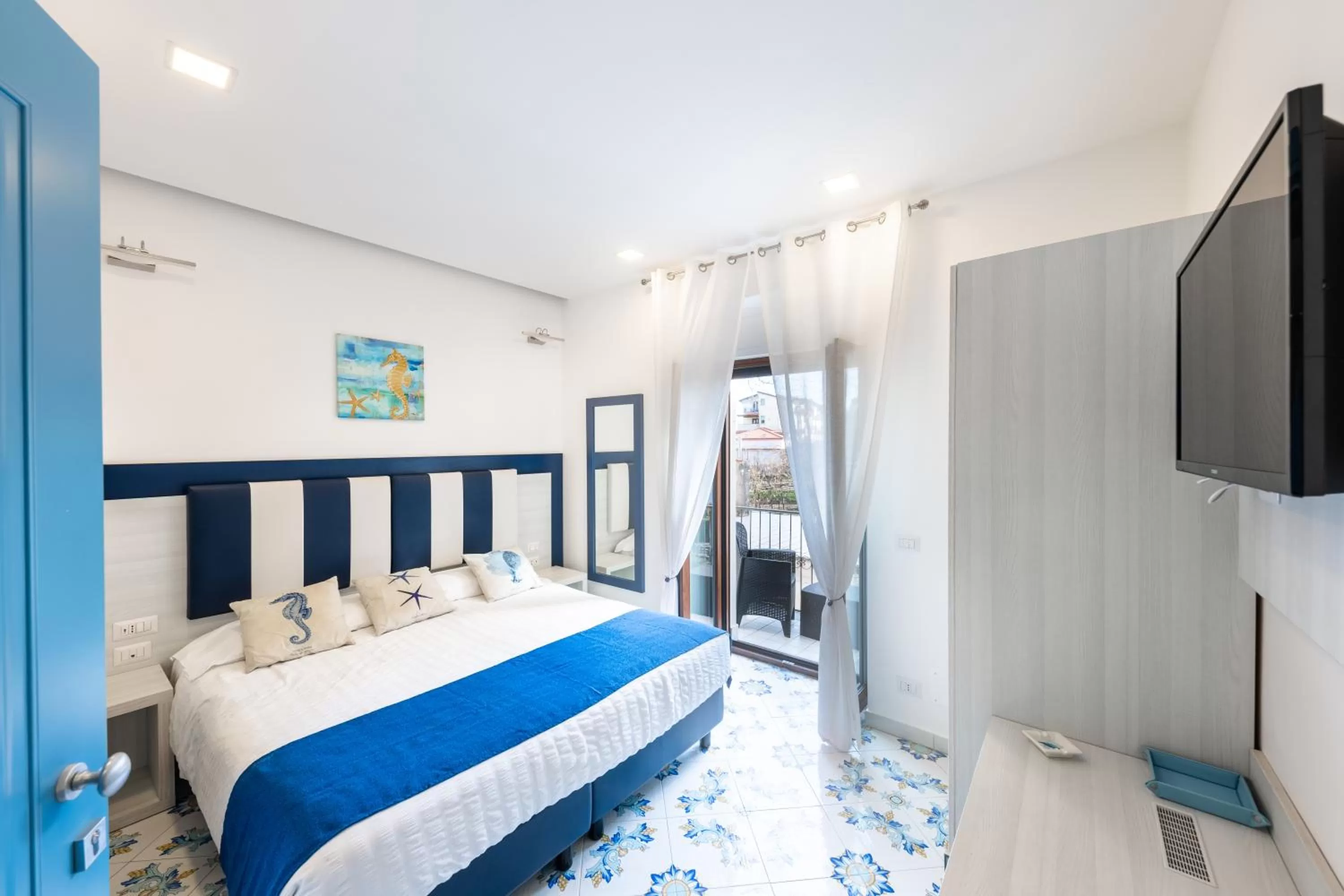 TV and multimedia, Bed in Costa Blu