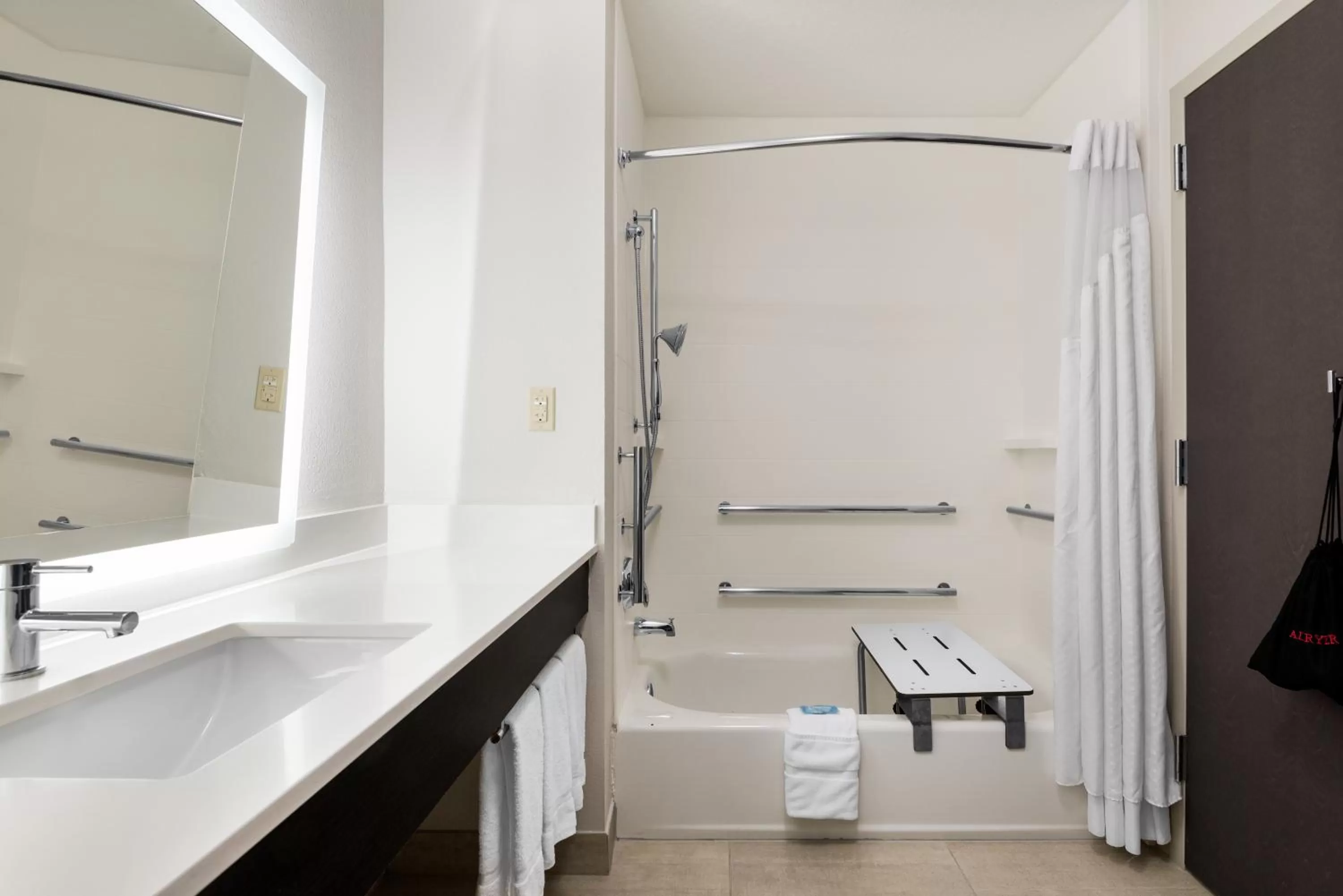 Bathroom in Holiday Inn Express & Suites Lakeland South by IHG