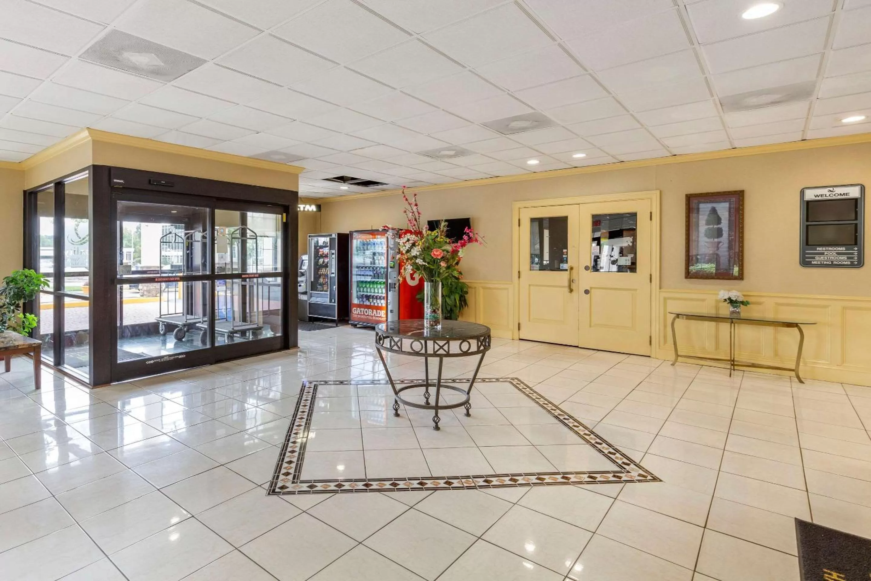 Lobby or reception in Quality Inn & Suites Hanes Mall