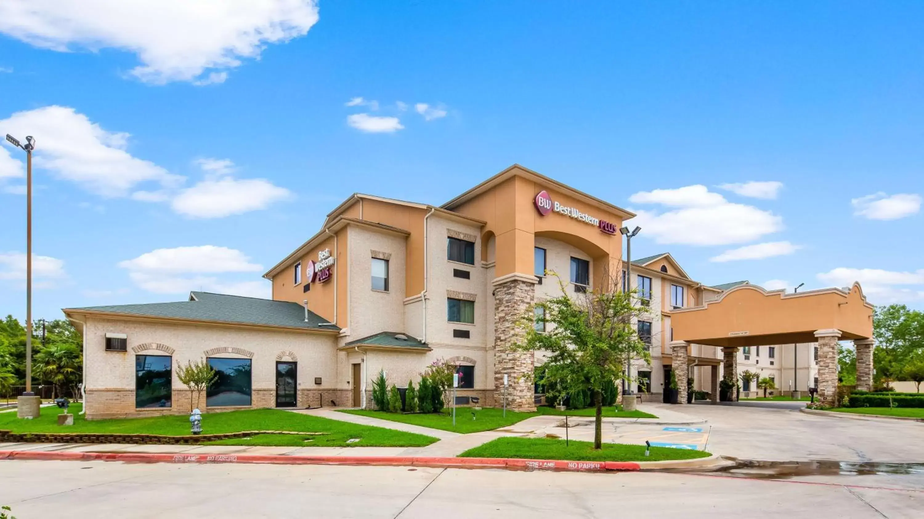 Best Western Plus Burleson Inn & Suites Best Western Plus Burleson Inn & Suites