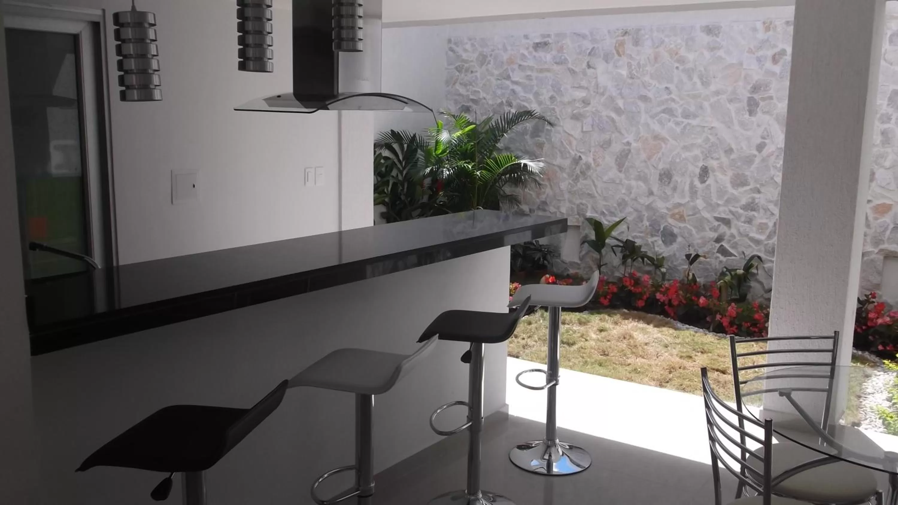 Restaurant/places to eat in Hotel Ipanema Meridian