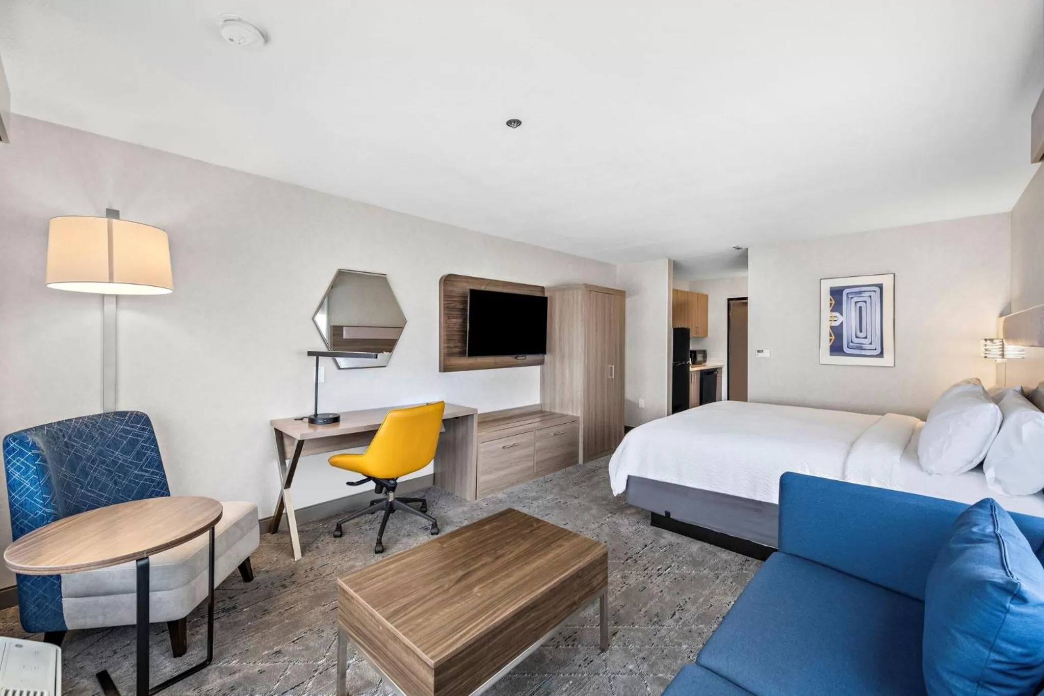 Photo of the whole room, Bed in Holiday Inn Express La Mesa Near SDSU by IHG