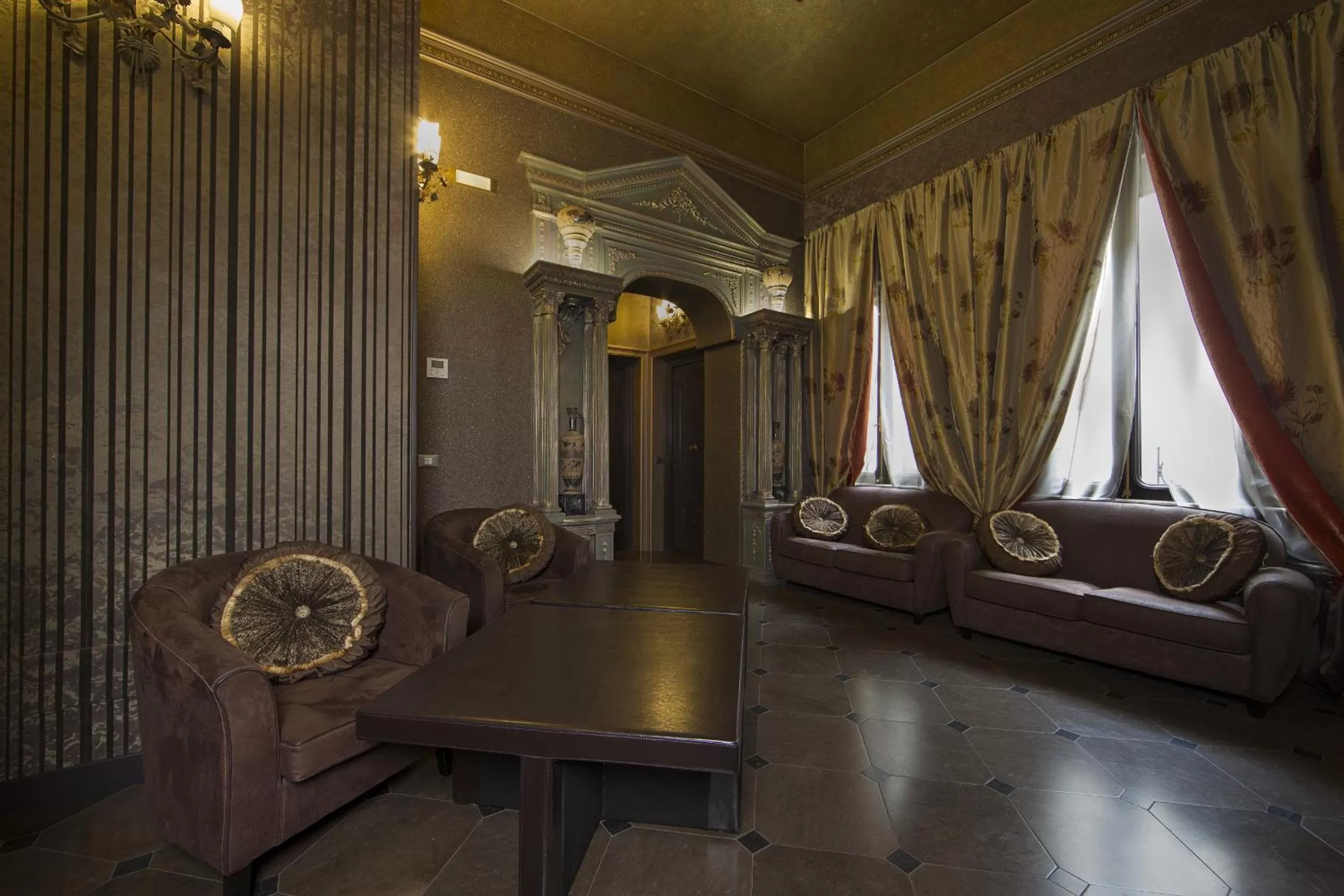 Decorative detail in Antica Dimora Delle Cinque Lune