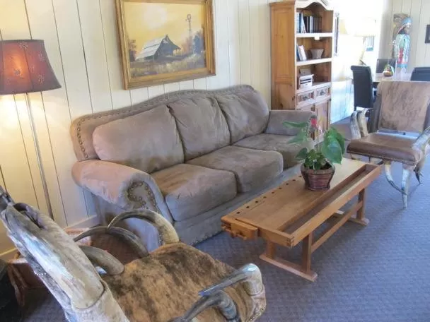 Seating Area in Stage Stop Inn