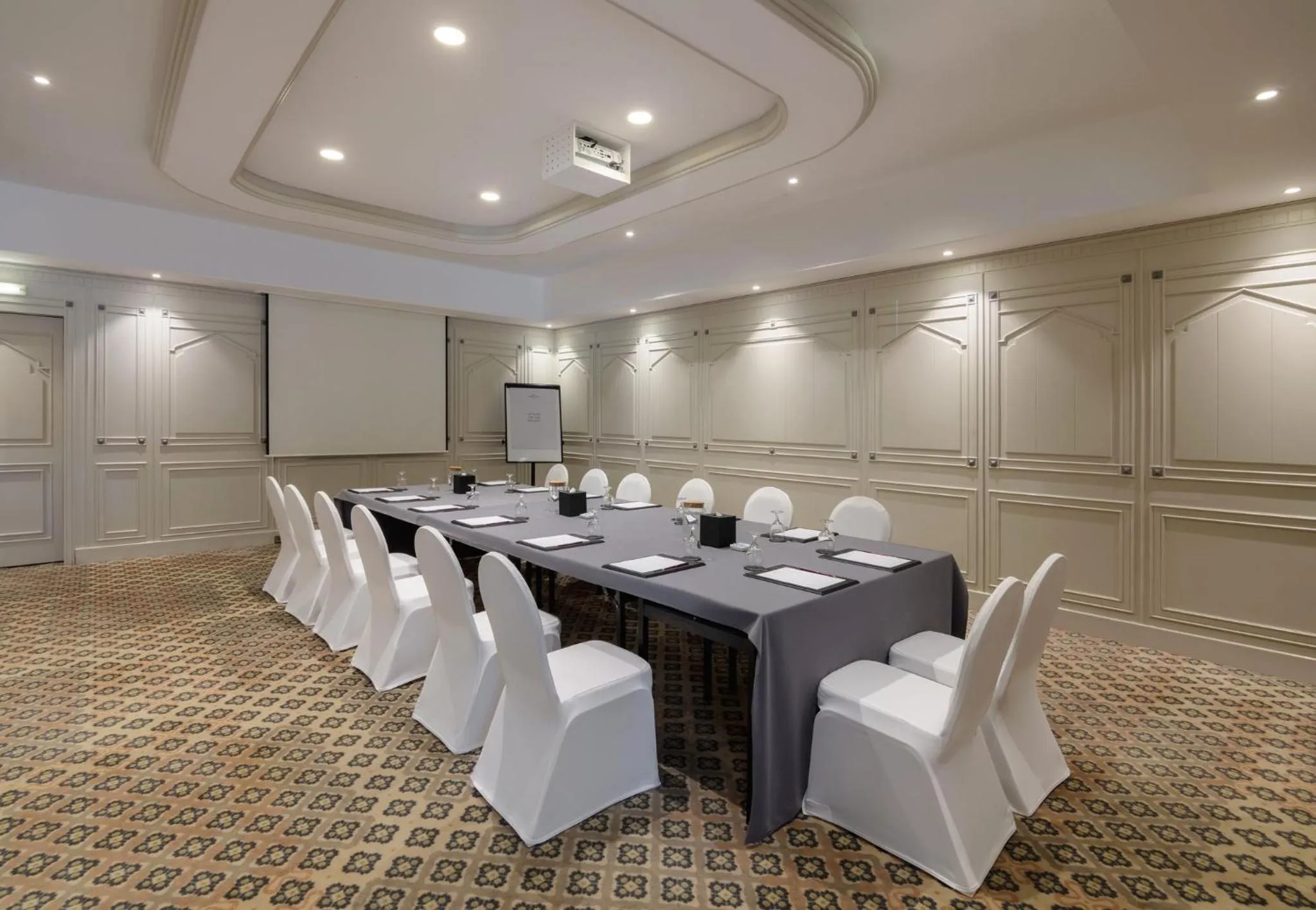 Meeting/conference room in Crowne Plaza Muscat by IHG