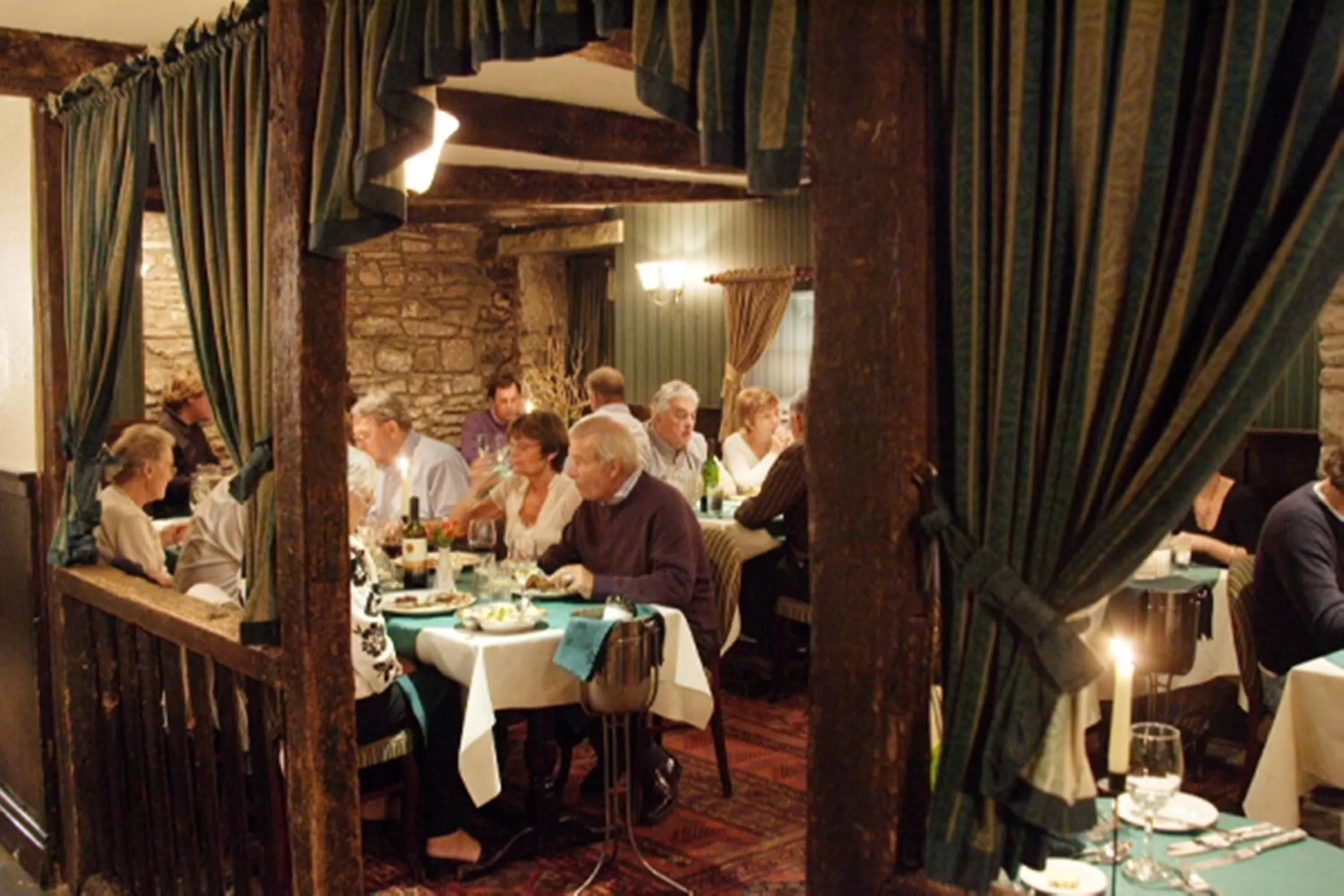 Lounge or bar in Bear Crickhowell