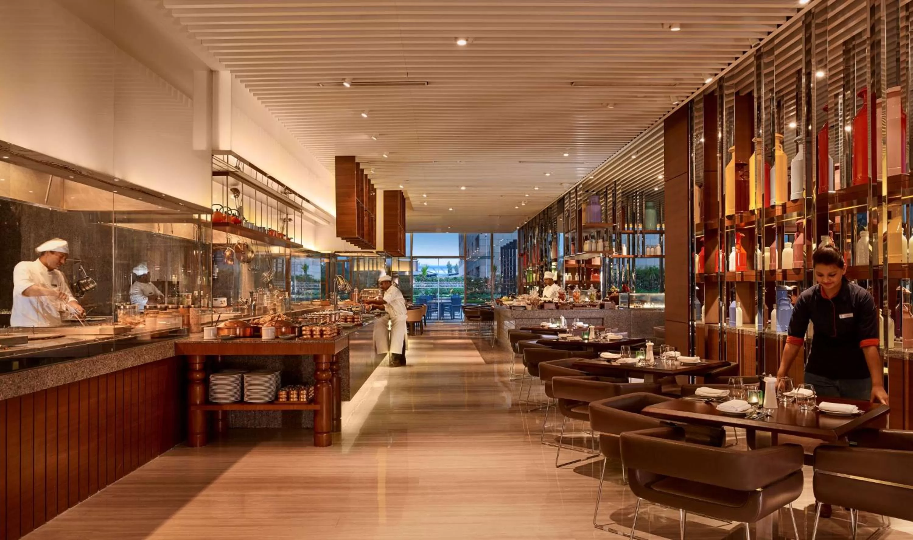 Restaurant/places to eat in Hyatt Regency Chandigarh