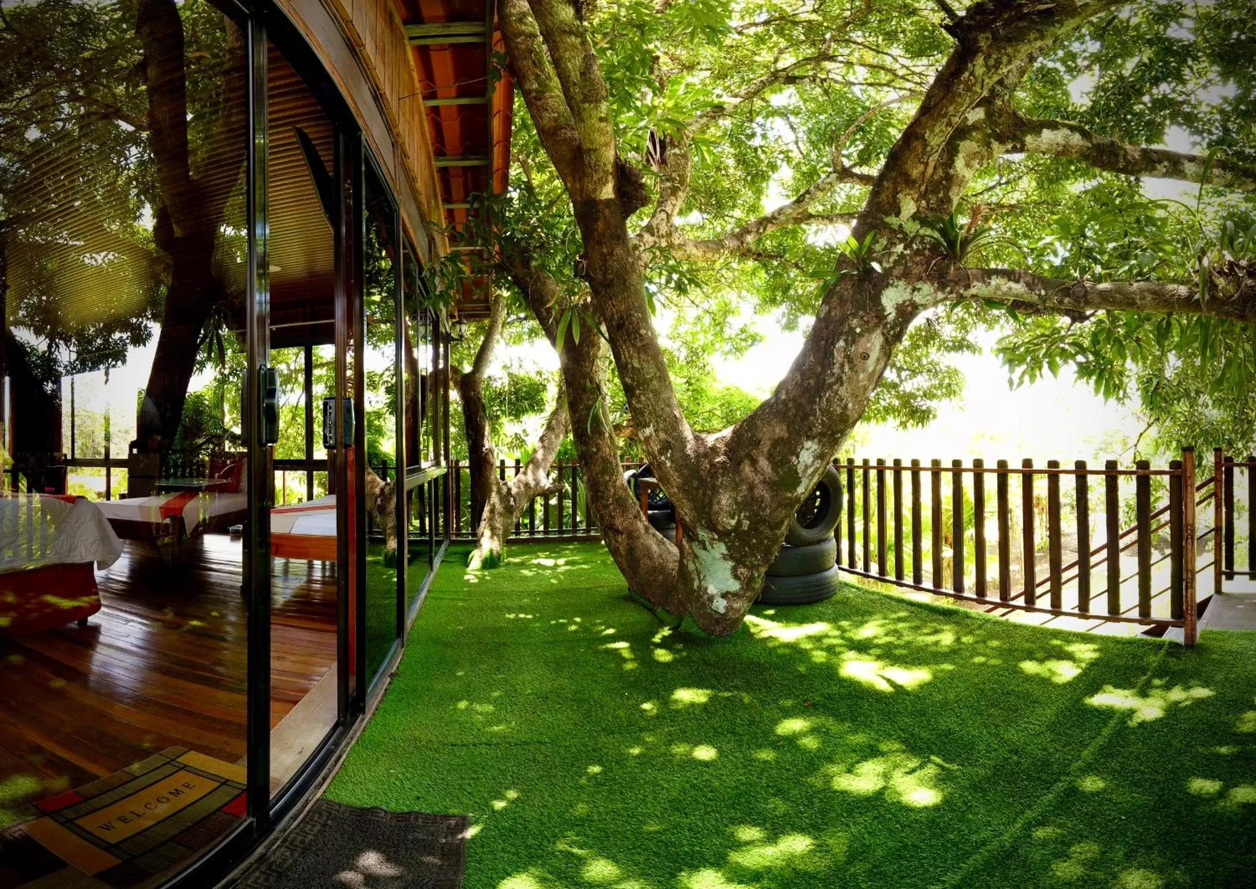 Day in Hotel Heliconias Nature Inn & Hot Springs