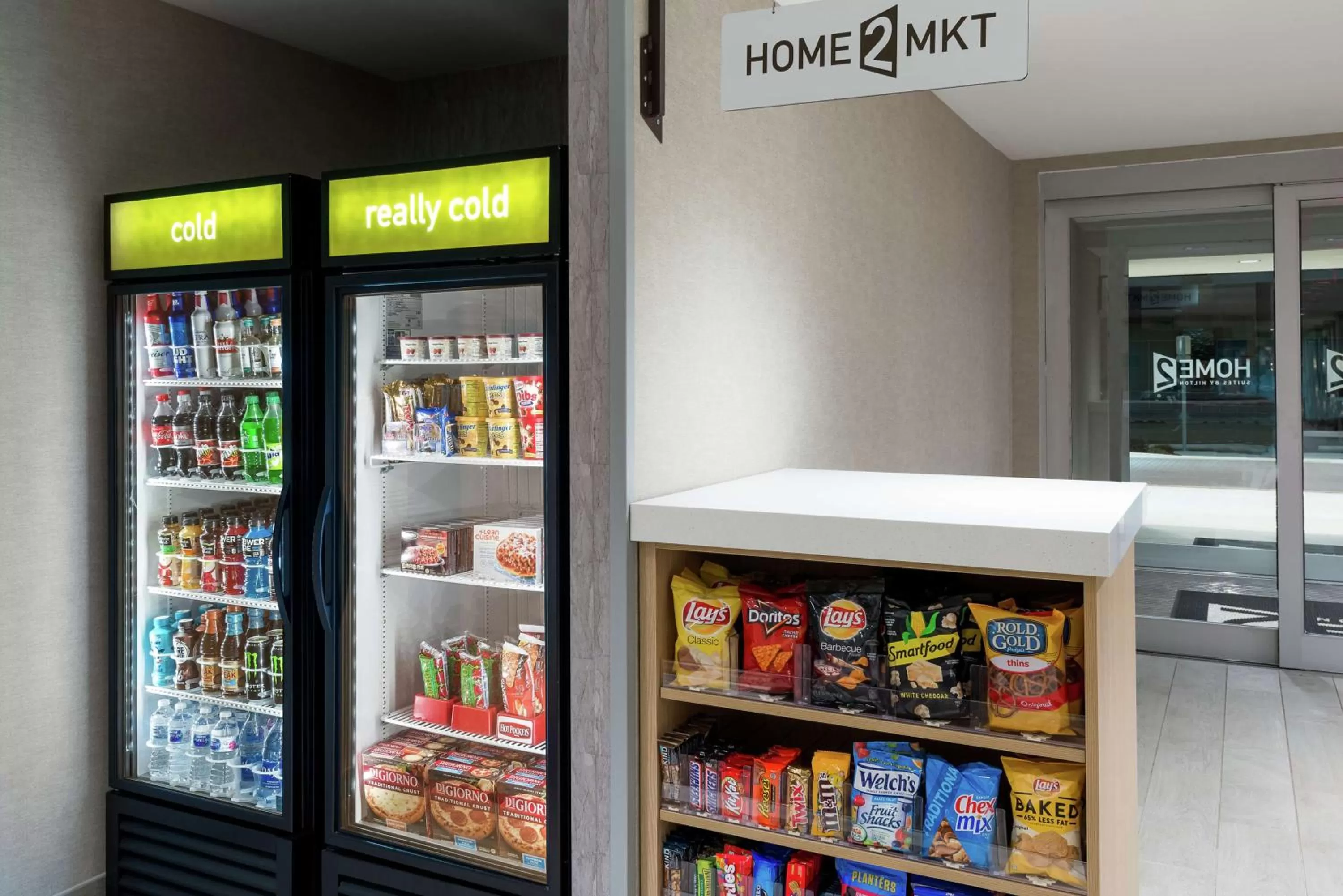 Restaurant/places to eat in Home2 Suites By Hilton Orlando Near UCF