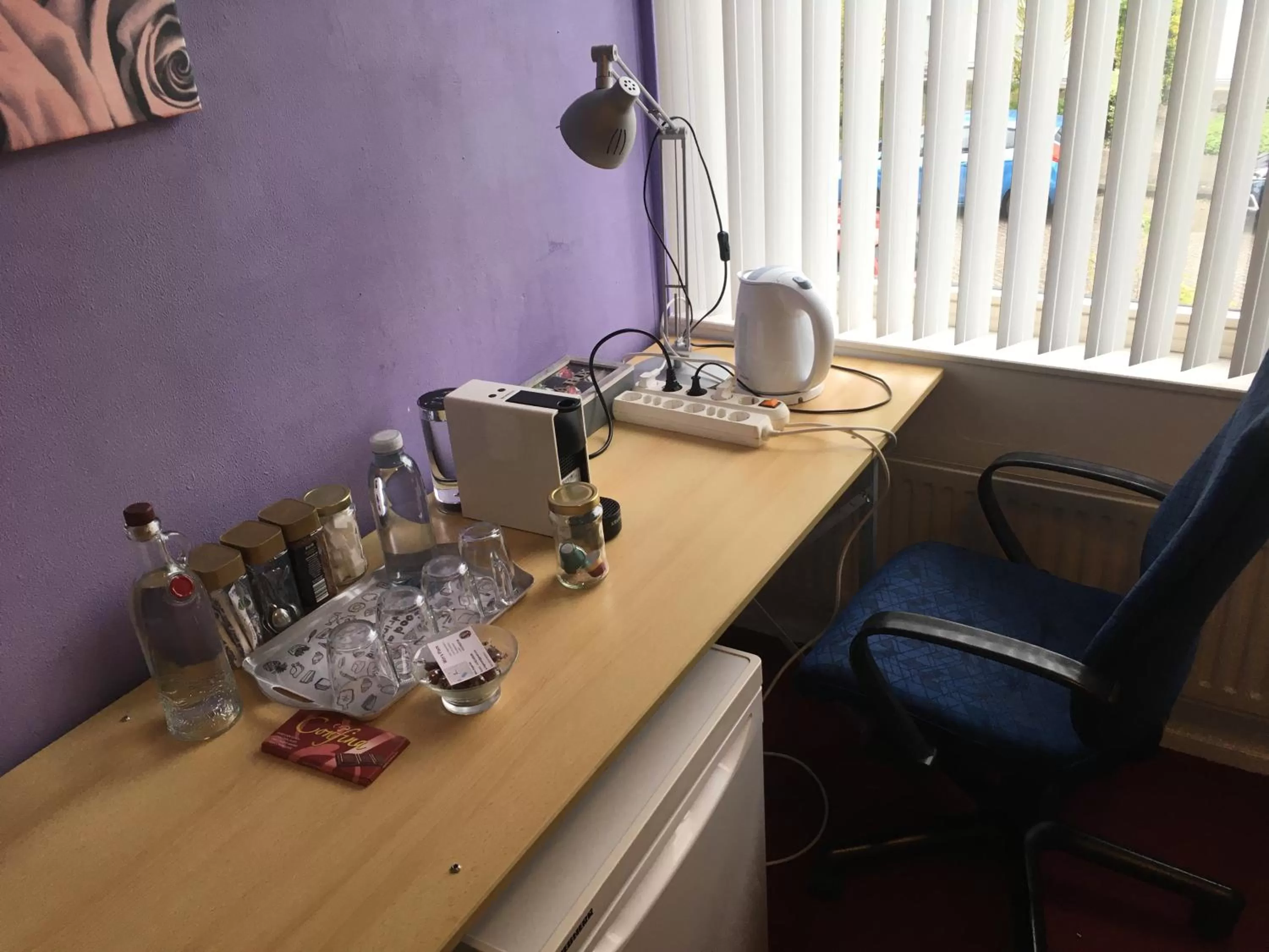 Coffee/tea facilities in Wim's Place Schiphol Amsterdam Airport