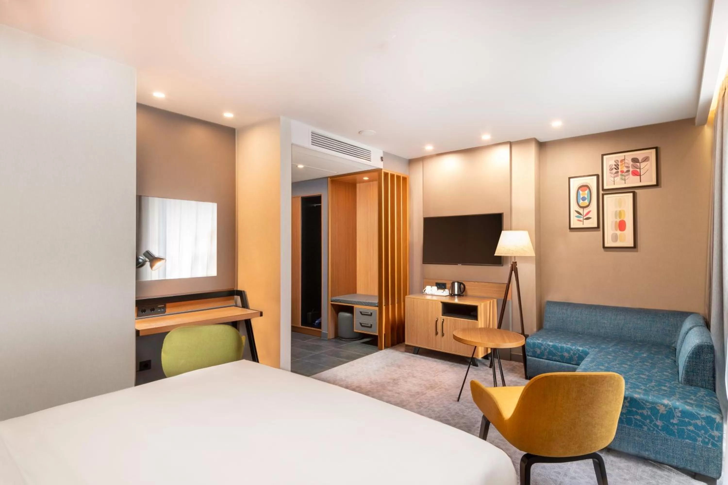 Photo of the whole room, Bed in Holiday Inn Yerevan - Republic Square by IHG