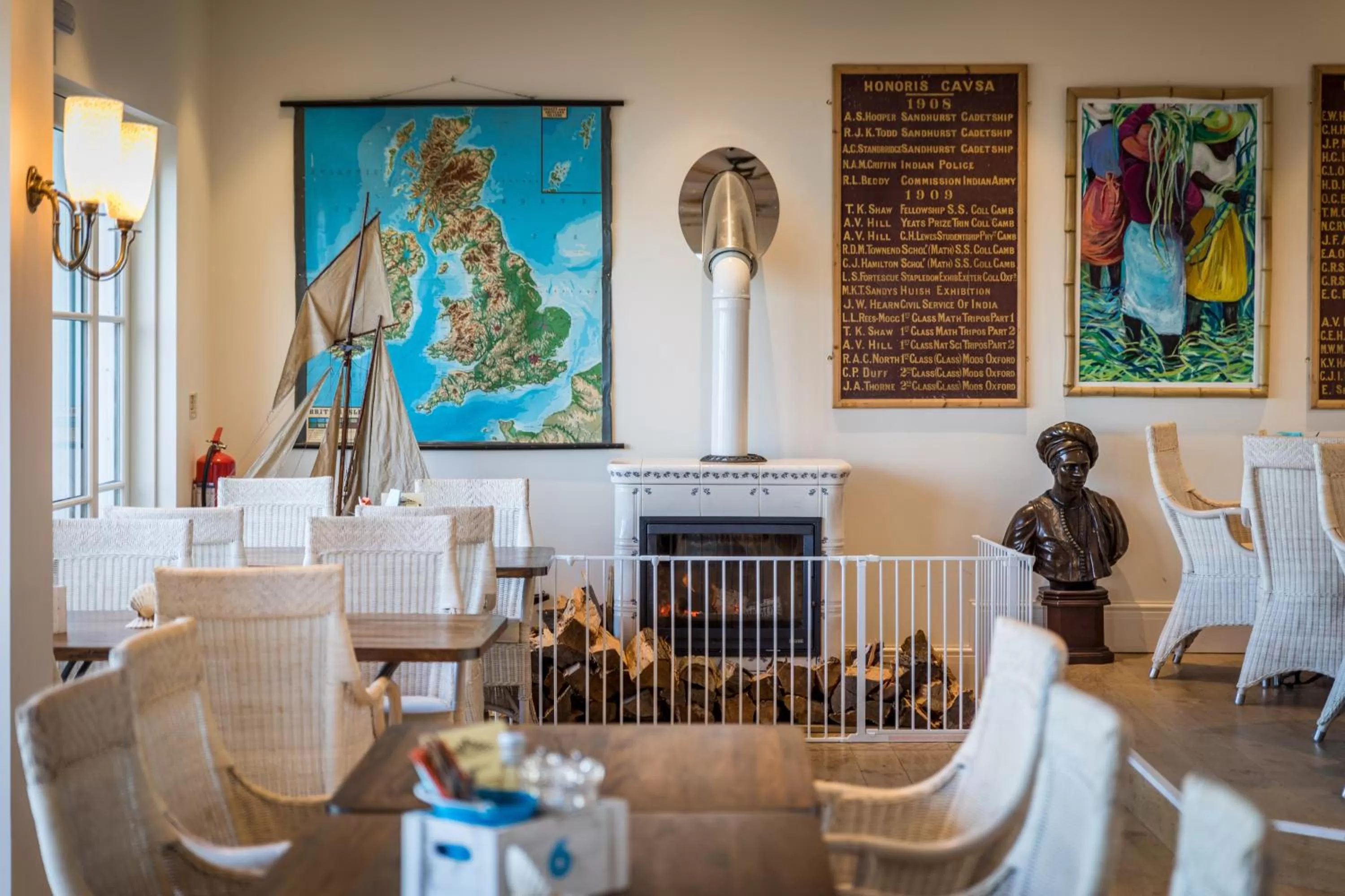 Food and drinks in Tolcarne Beach Colonial Restaurant and Rooms