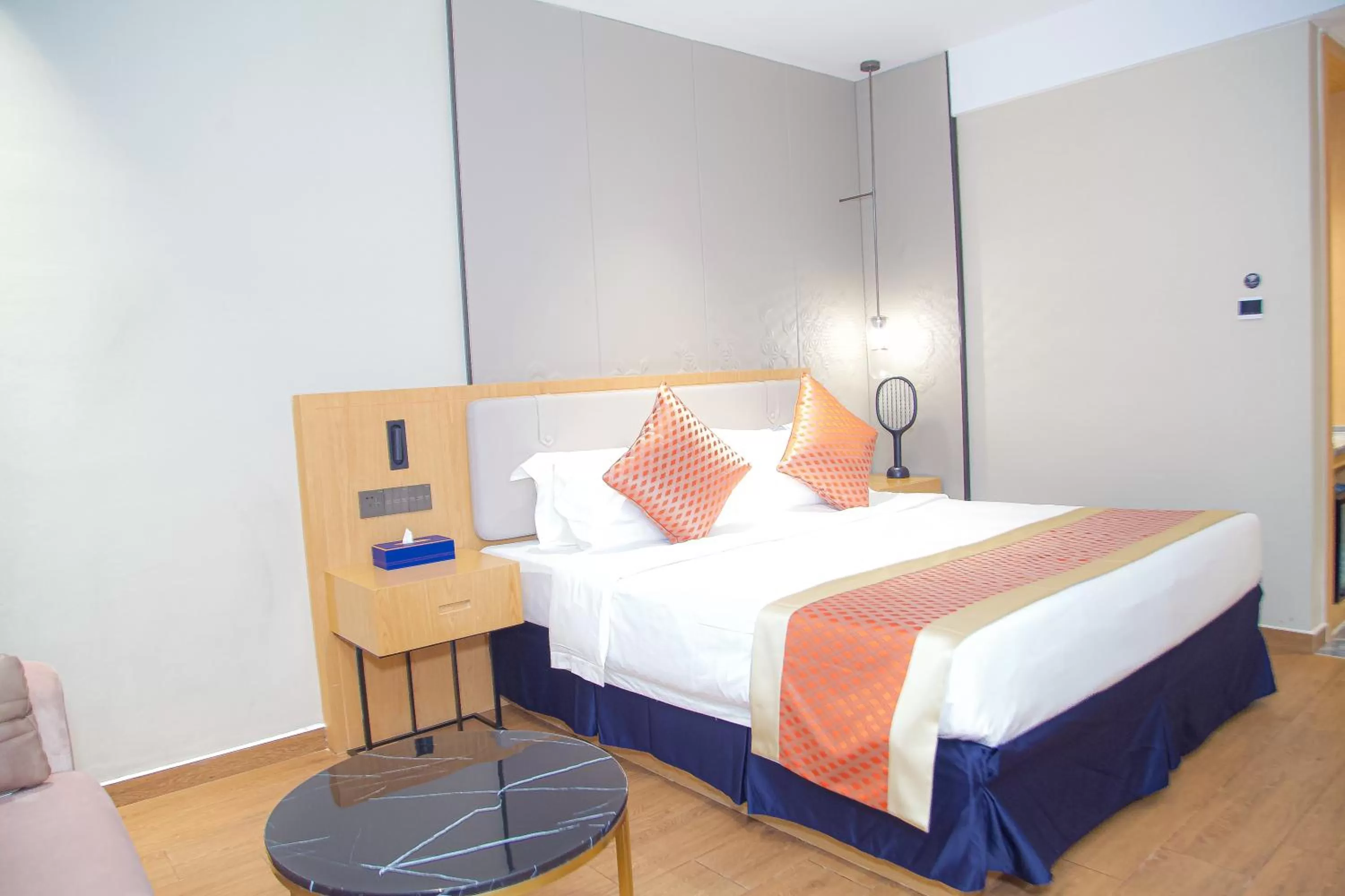 Bedroom, Bed in Hôtel FAMILLE MONDIALE