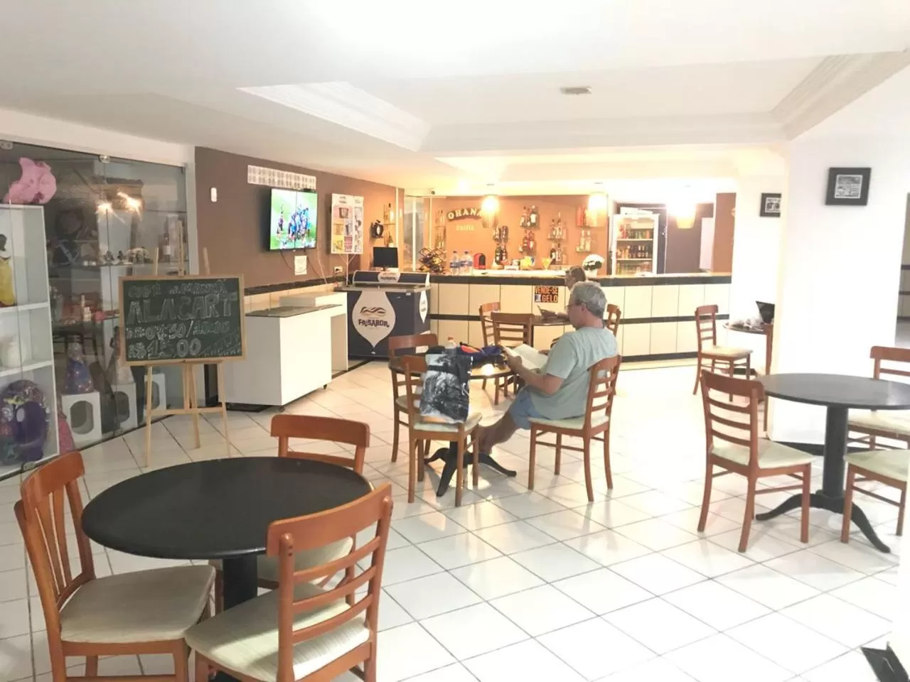 Restaurant/Places to Eat in Flat Apart Hotel Marinas Tamandaré