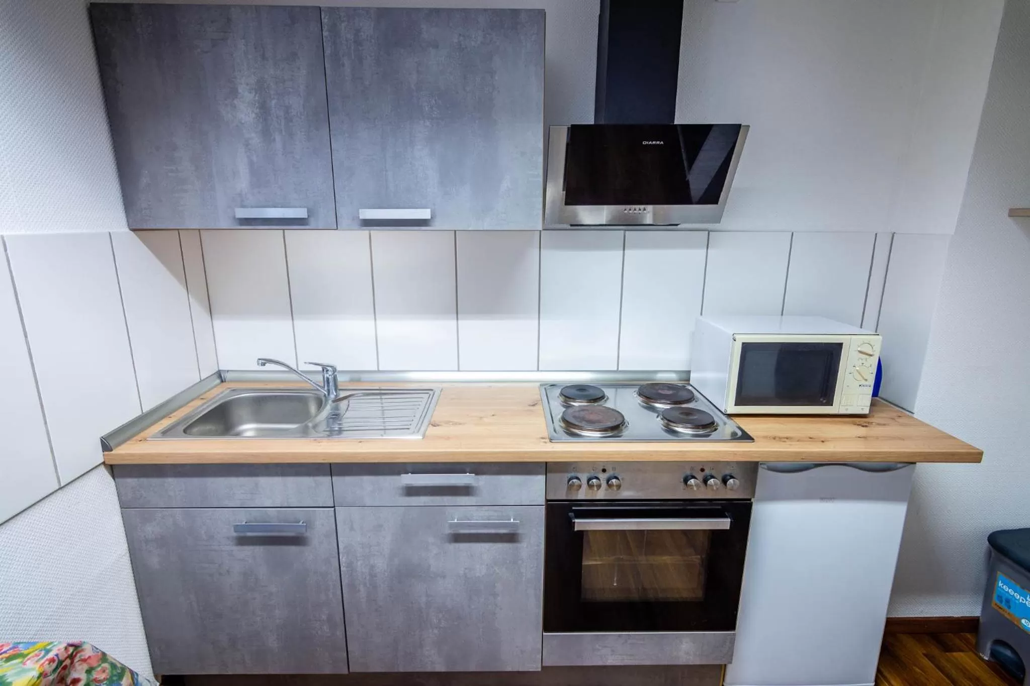 Kitchen or kitchenette in Gästehaus Jagsttal