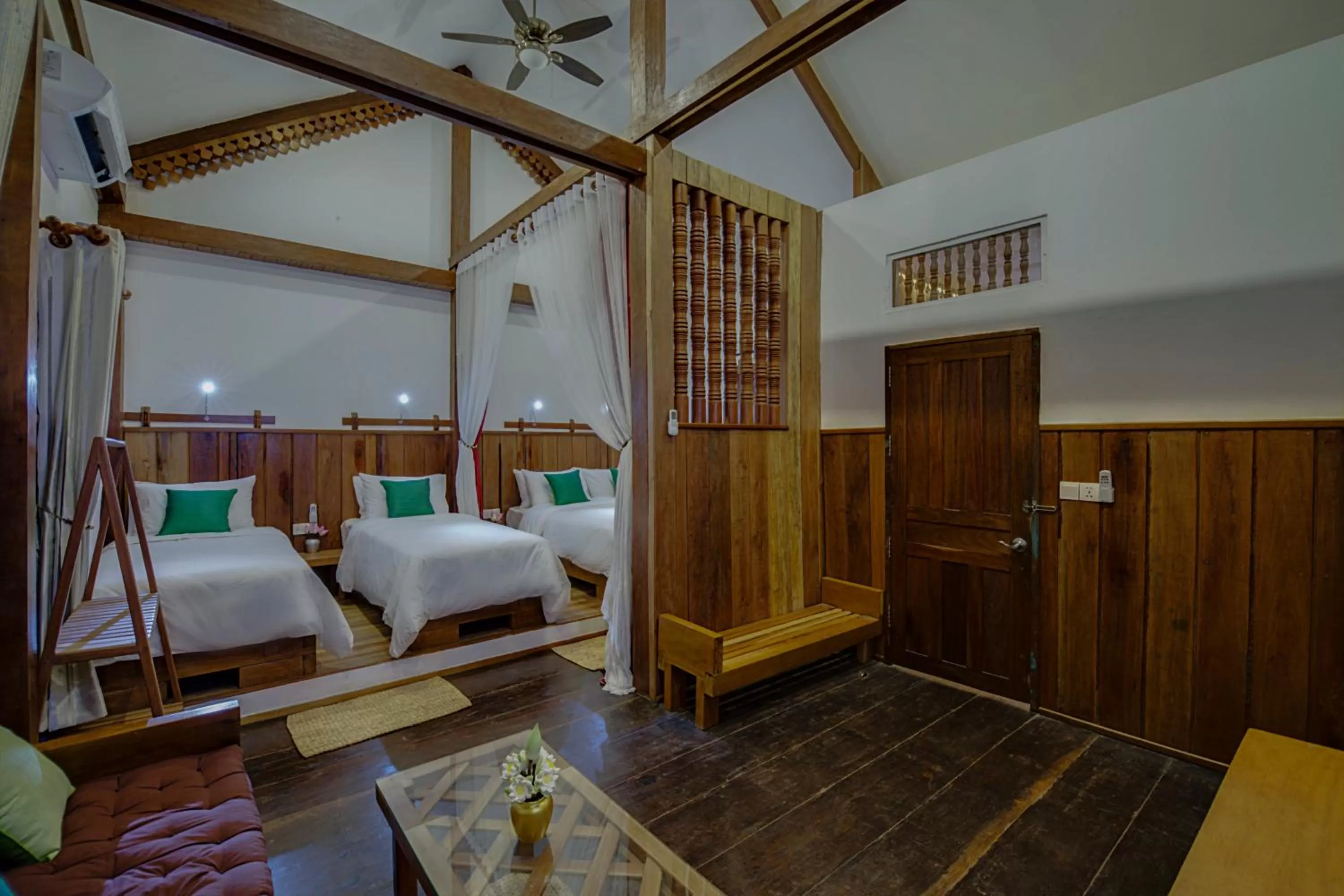 Bed in Maison Model d'Angkor